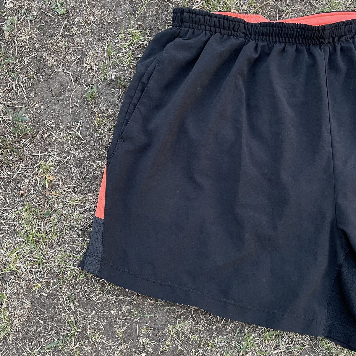 Vintage Vintage 90s Nike Swoosh Shorts Baggy Streetwear Black 34 Size US 34 / EU 50 - 3 Thumbnail