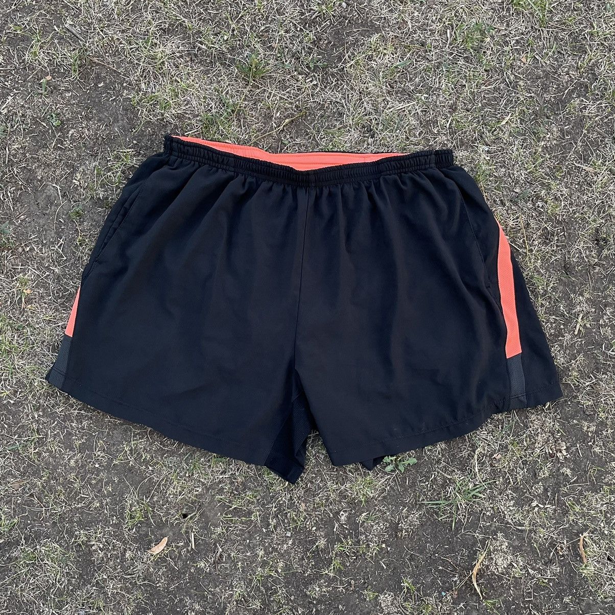Vintage Vintage 90s Nike Swoosh Shorts Baggy Streetwear Black 34 Size US 34 / EU 50 - 1 Thumbnail