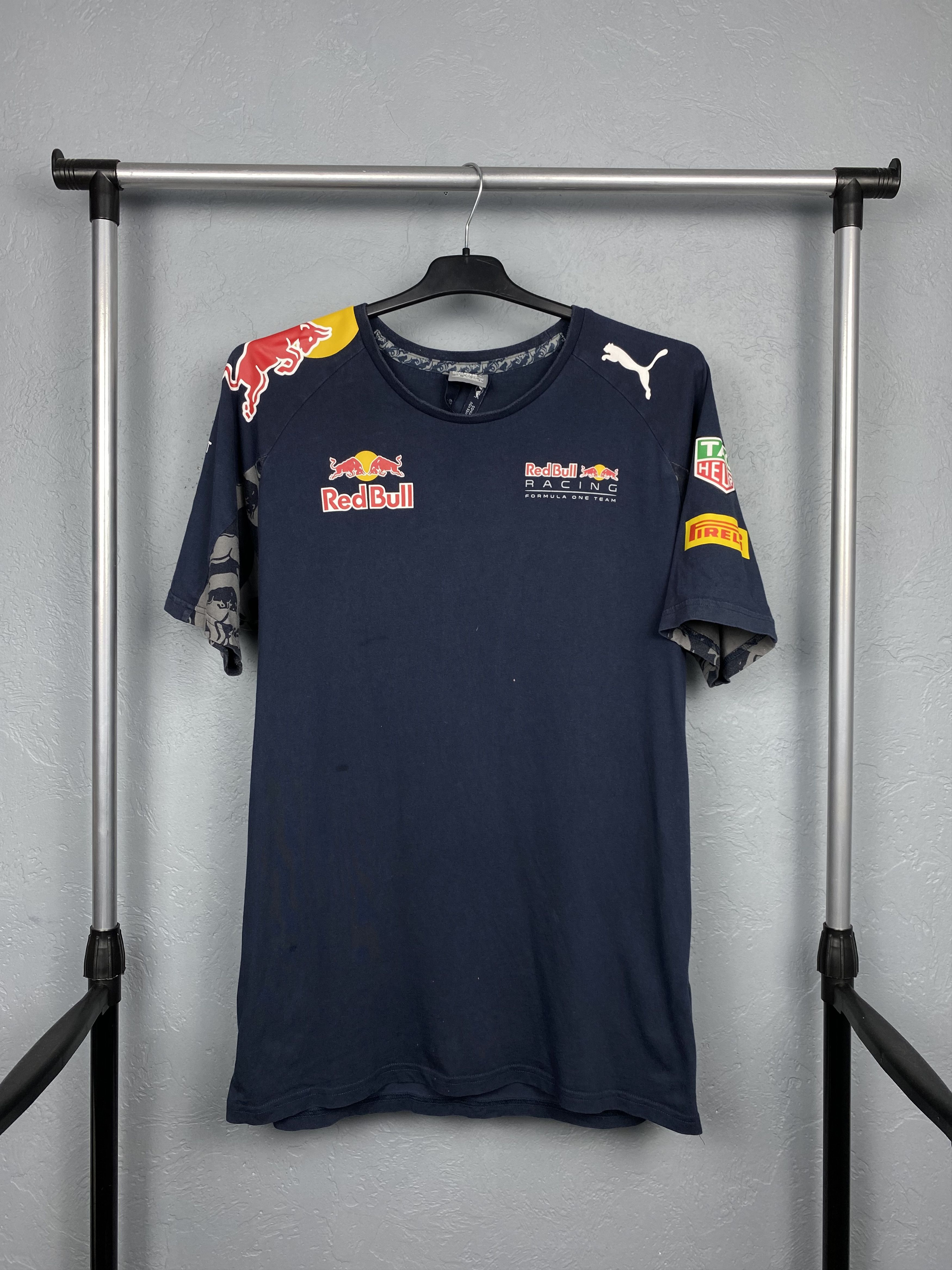 Puma Puma Red Bull Vintage Faded Racing Mens T-Shirt Tee Size US L / EU 52-54 / 3 - 1 Thumbnail