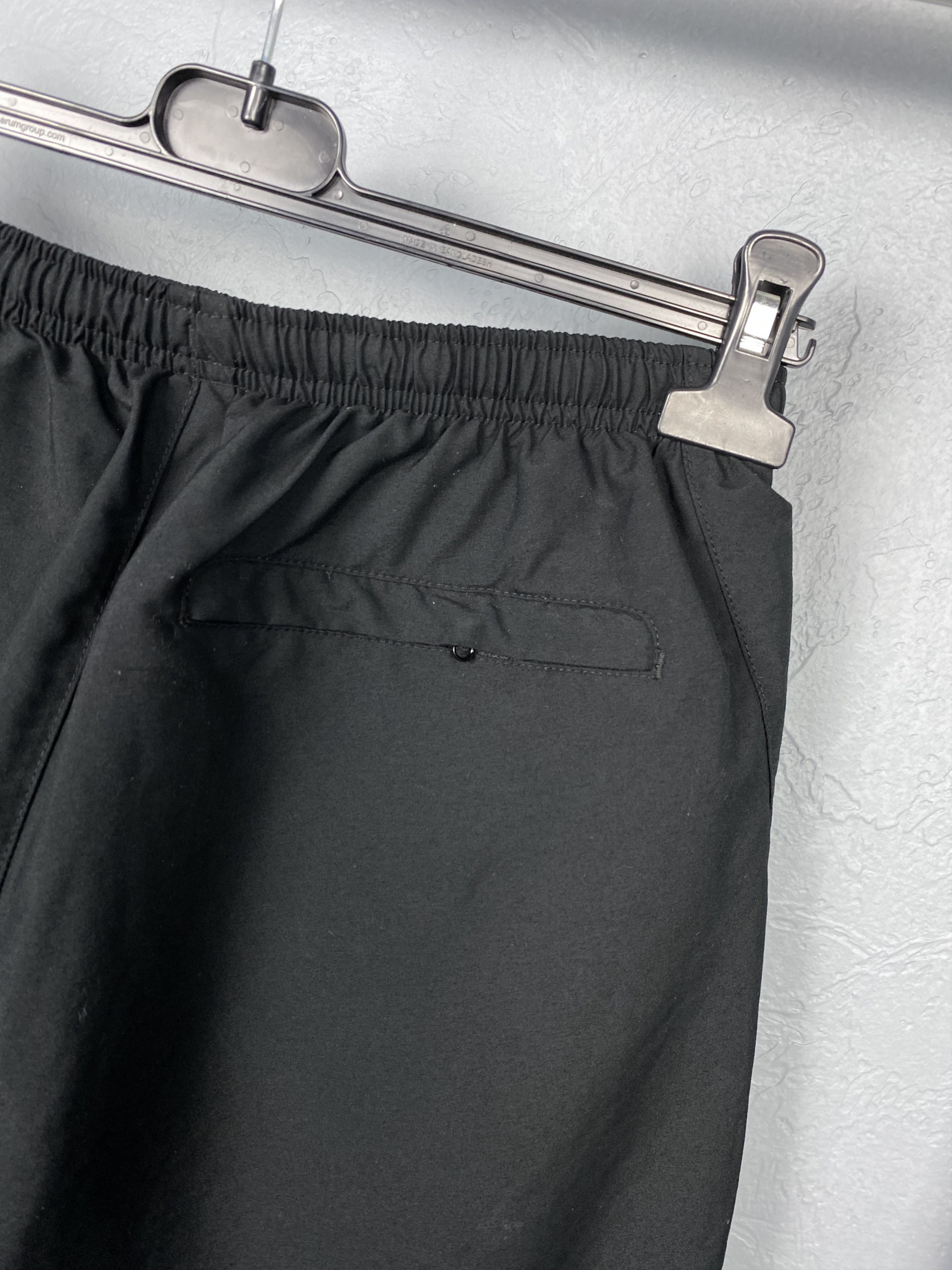 Nike Vintage Nike Mens Nylon Shorts Y2K Size US 34 / EU 50 - 6 Thumbnail