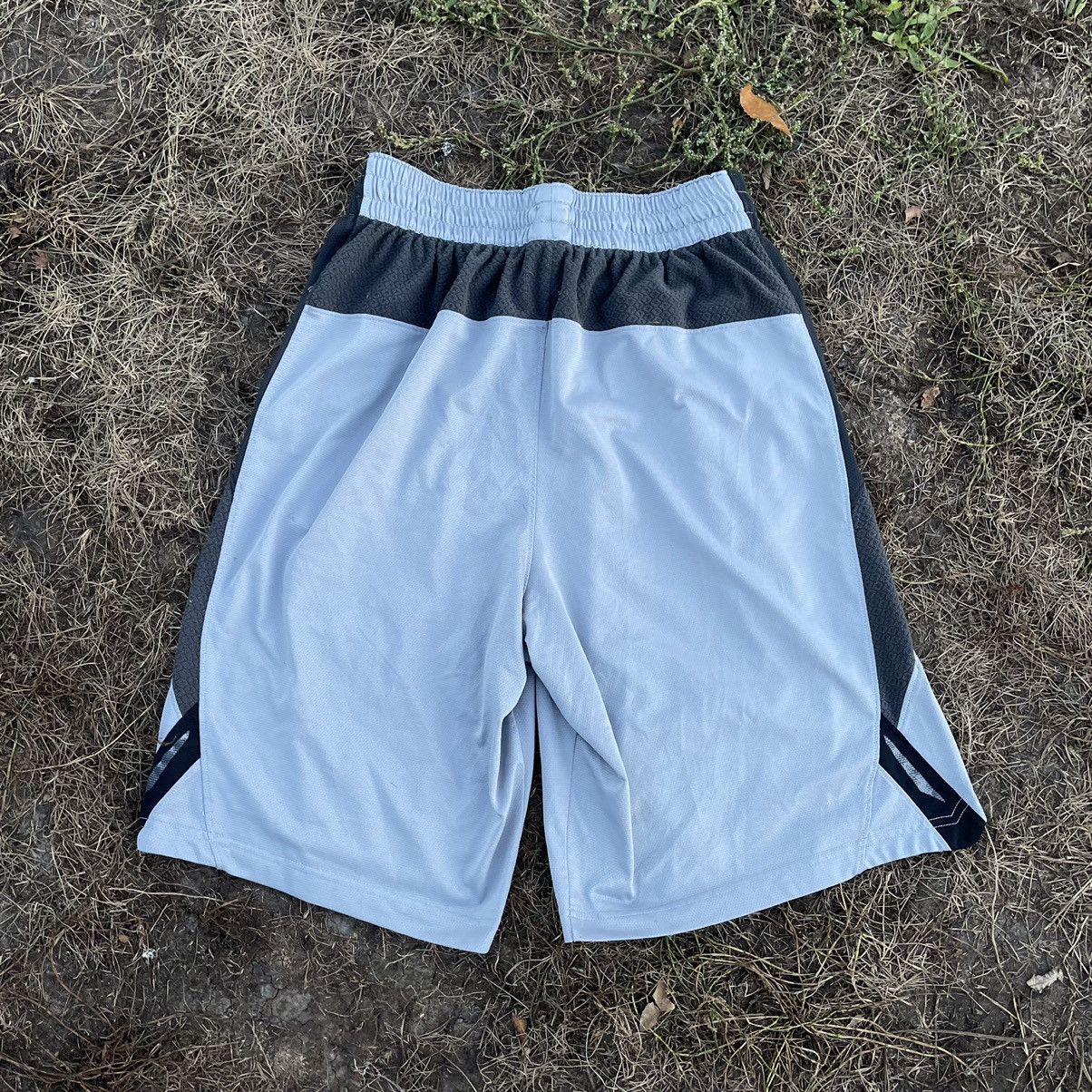 Nike Vintage Y2K Drill Nike Swoosh Logo Shorts Streetwear 90s Size US 34 / EU 50 - 6 Thumbnail