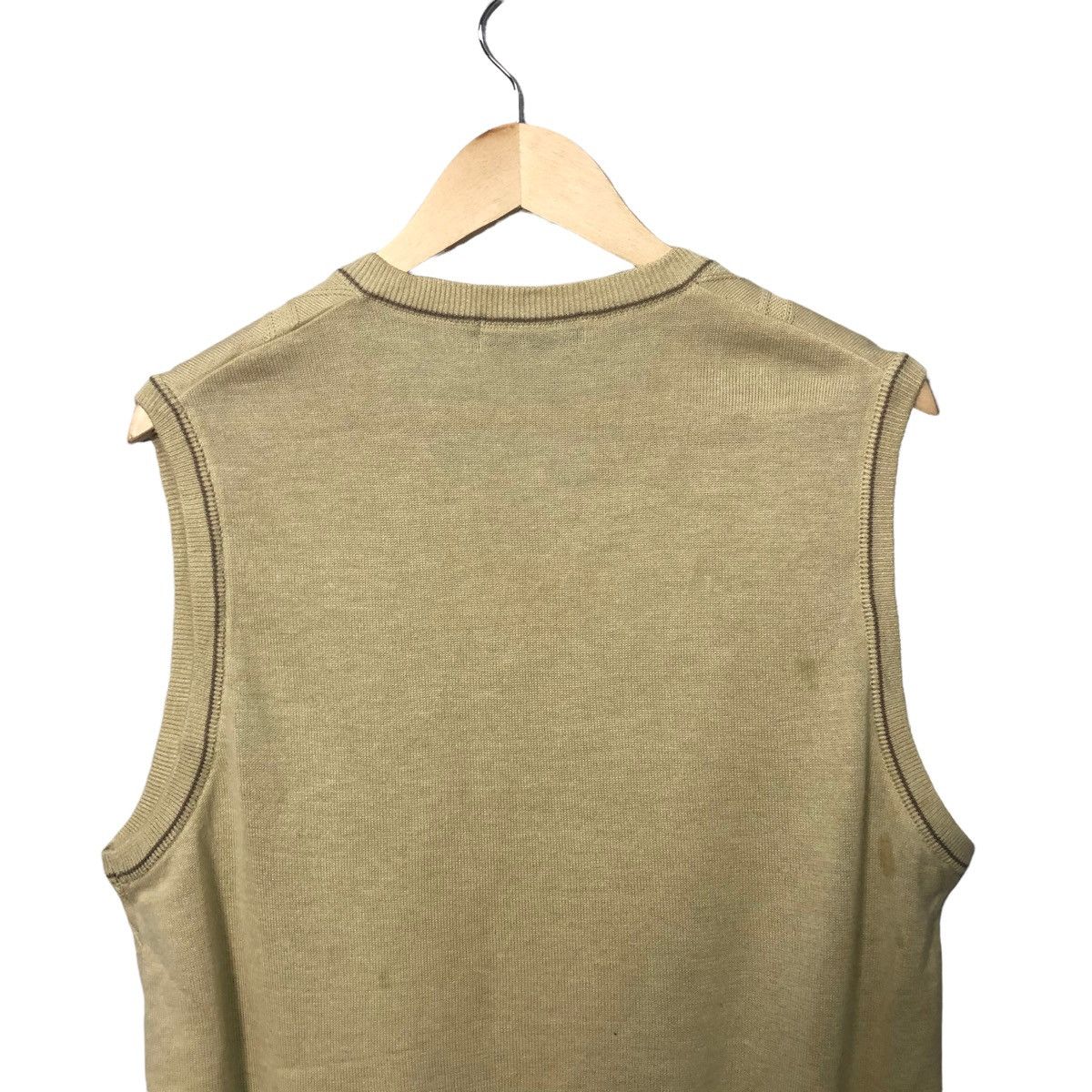 Aran Isles Knitwear Vintage Mclintock V Neck Sleeveless Knitwear Vest Size US M / EU 48-50 / 2 - 5 Thumbnail