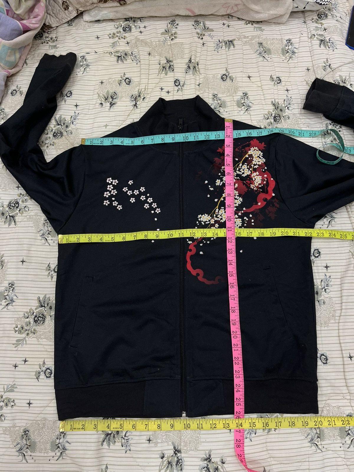 Karakuri Tamashii (ii). DIVINE RETRIBUTION ANIME FULLPRINT JACKET Size US M / EU 48-50 / 2 - 9 Thumbnail