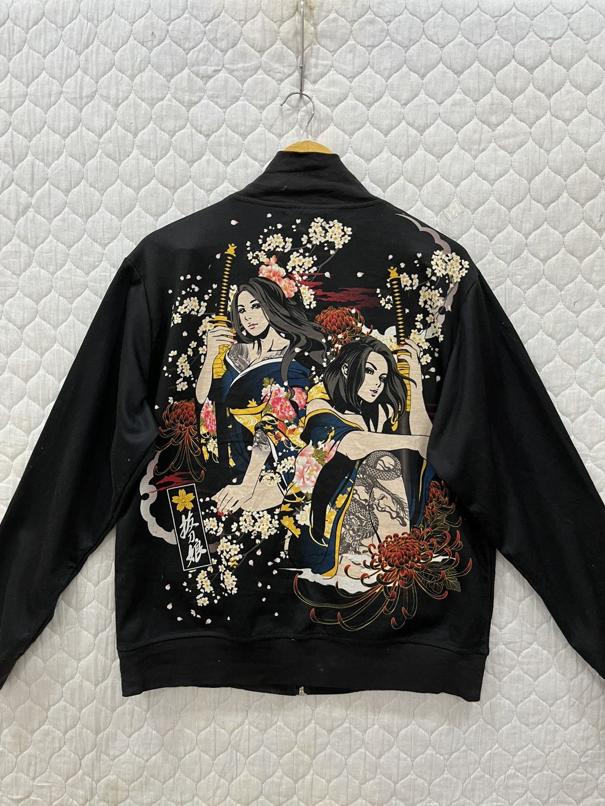 Karakuri Tamashii (ii). DIVINE RETRIBUTION ANIME FULLPRINT JACKET Size US M / EU 48-50 / 2 - 1 Thumbnail