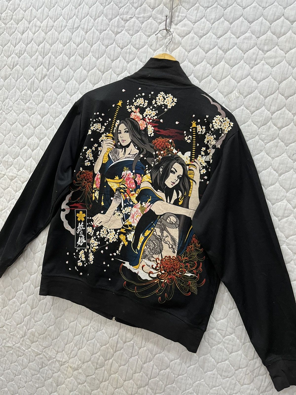 Karakuri Tamashii (ii). DIVINE RETRIBUTION ANIME FULLPRINT JACKET Size US M / EU 48-50 / 2 - 4 Thumbnail