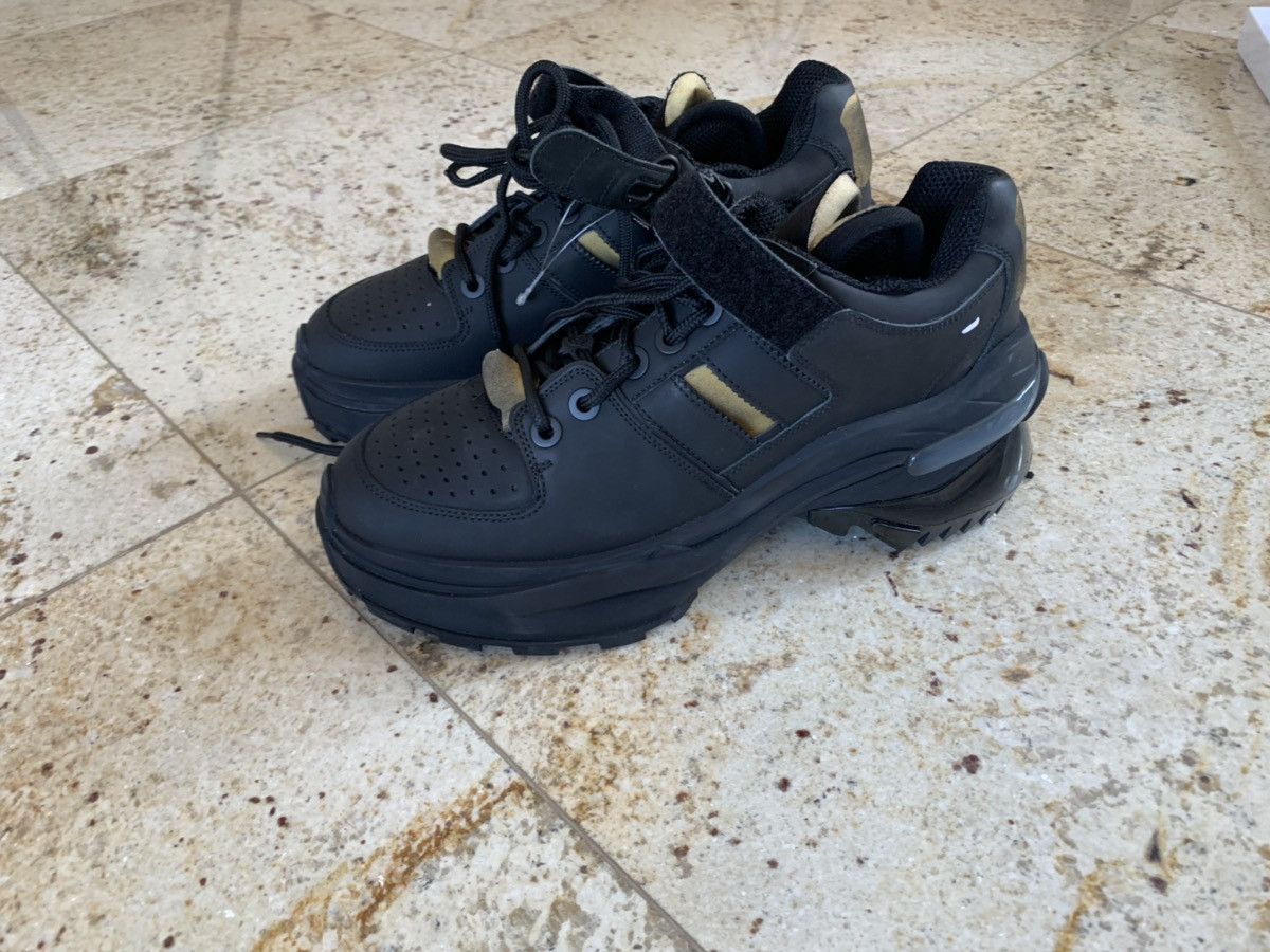 Maison Margiela Low Top Trainer in Black Size US 8 / EU 41 - 1 Thumbnail