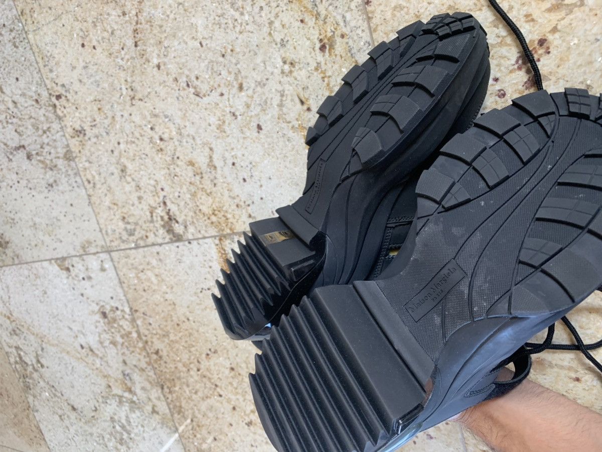 Maison Margiela Low Top Trainer in Black Size US 8 / EU 41 - 11 Thumbnail