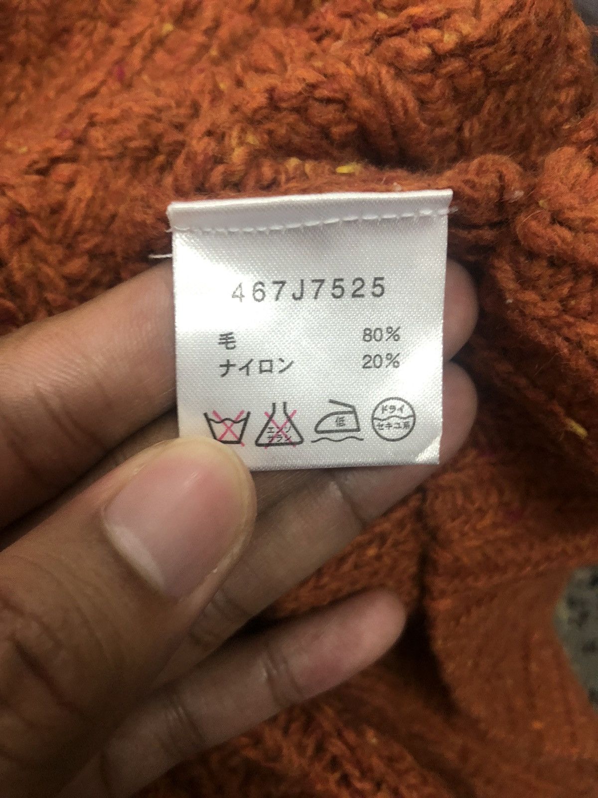 Aran Isles Knitwear Vintage Golden Bear Button Ups Knitwear Cardigan Size US M / EU 48-50 / 2 - 10 Thumbnail