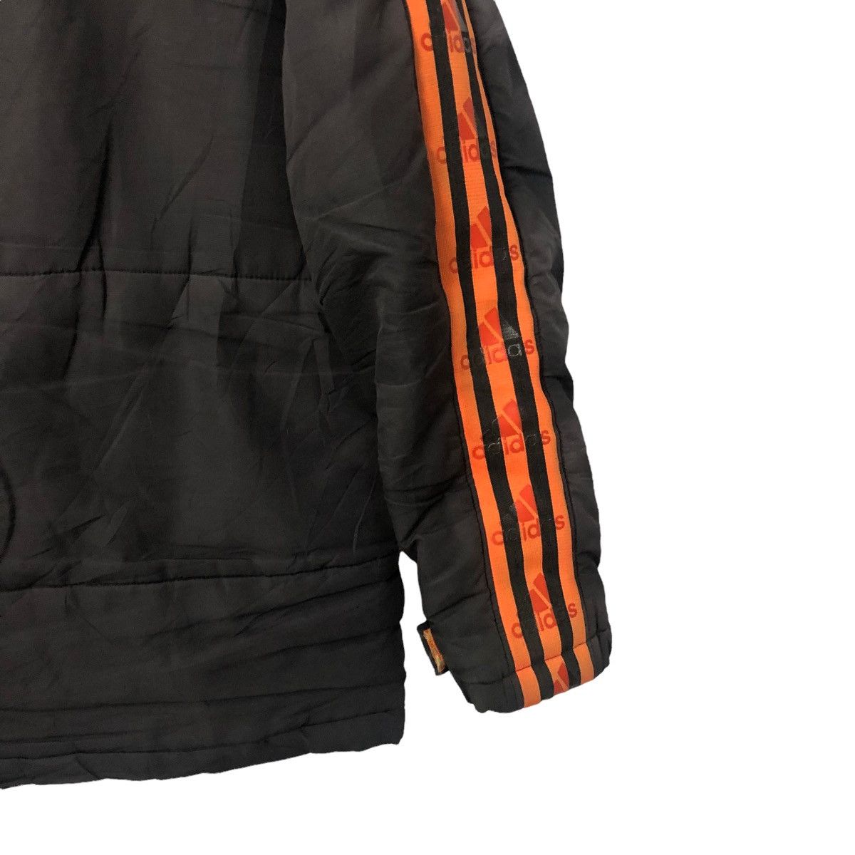 Adidas Vintage Adidas Embroidery Logo Zipper Ups Jacket Size US L / EU 52-54 / 3 - 8 Thumbnail
