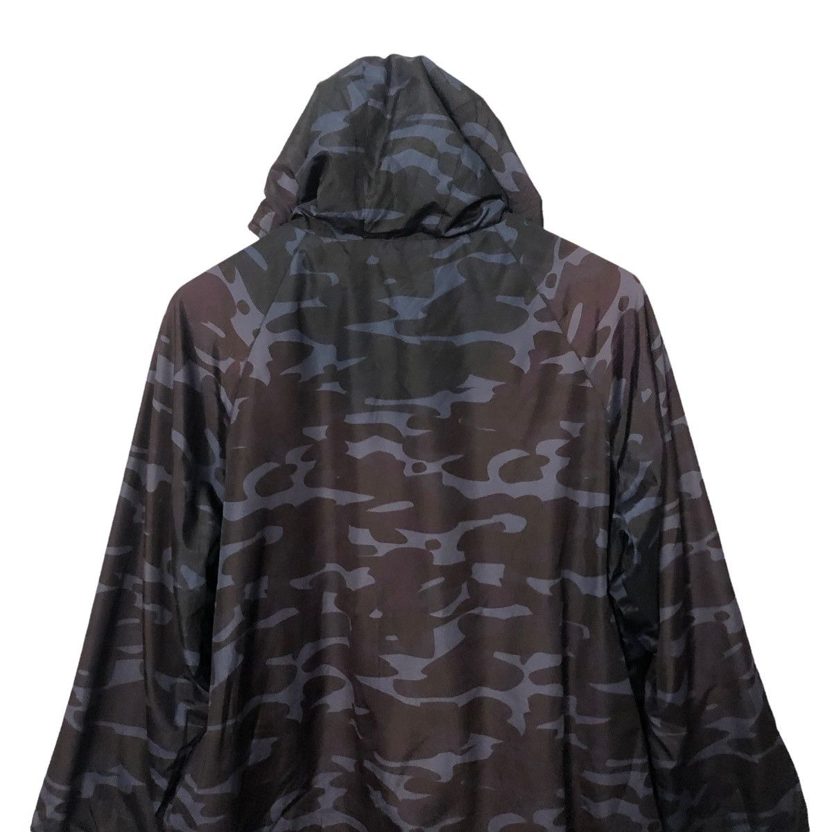 Vintage Vintage Cest Bien!Vous Zipper Ups Camo Hoodie Jacket Size US L / EU 52-54 / 3 - 8 Thumbnail
