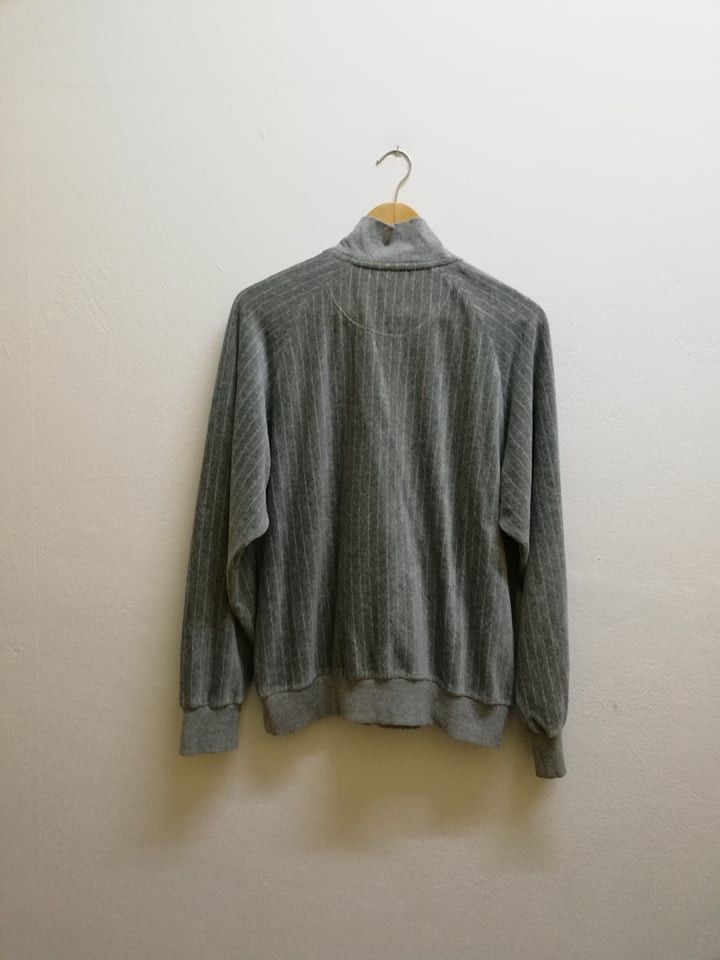Tommy Hilfiger Rare Tommy Hilfiger Fleece soft clothing Good Condition Size US M / EU 48-50 / 2 - 4 Thumbnail