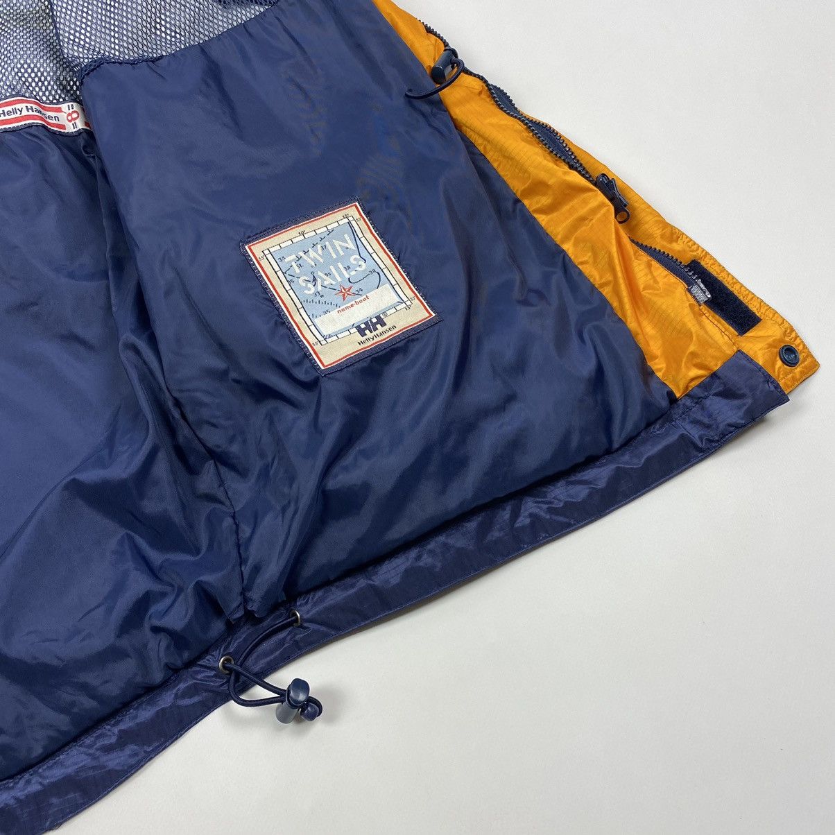 Helly Hansen Vintage Helly Hansen Jacket Size US L / EU 52-54 / 3 - 16 Thumbnail