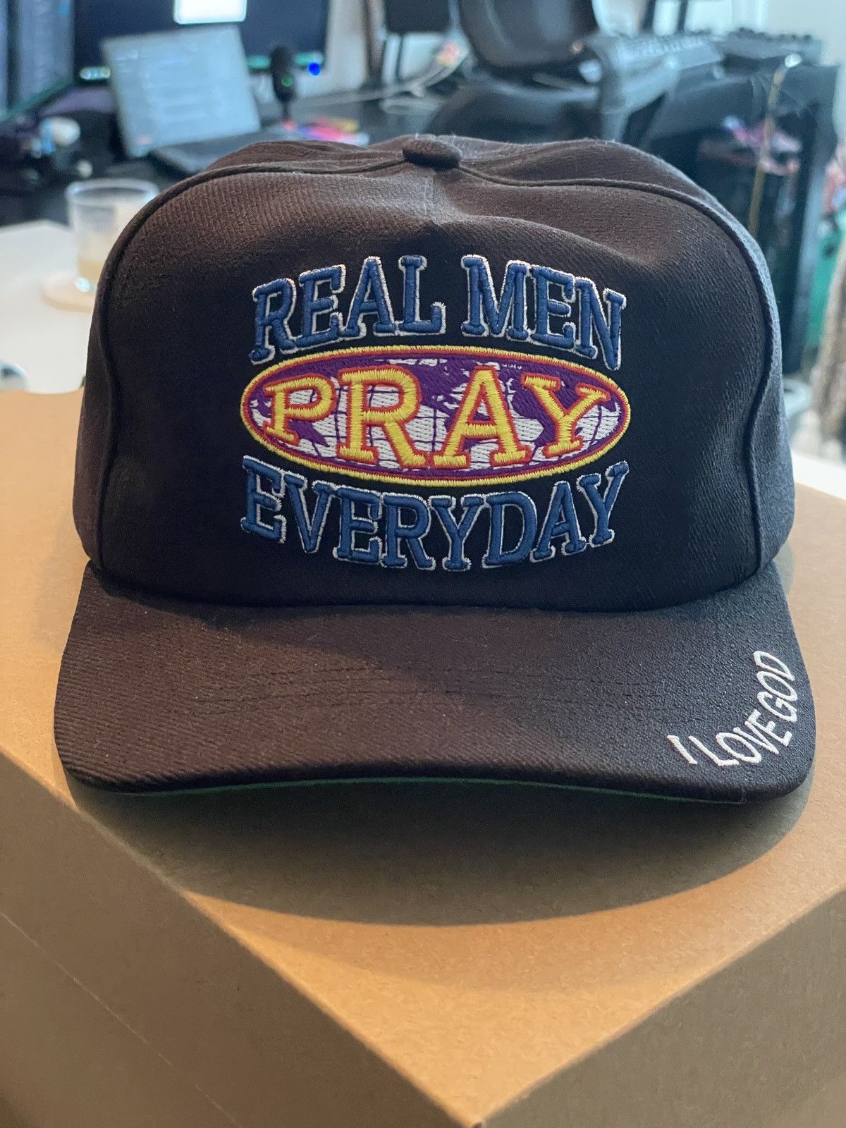 UDLI EDITIONS - “REAL MEN” HAT