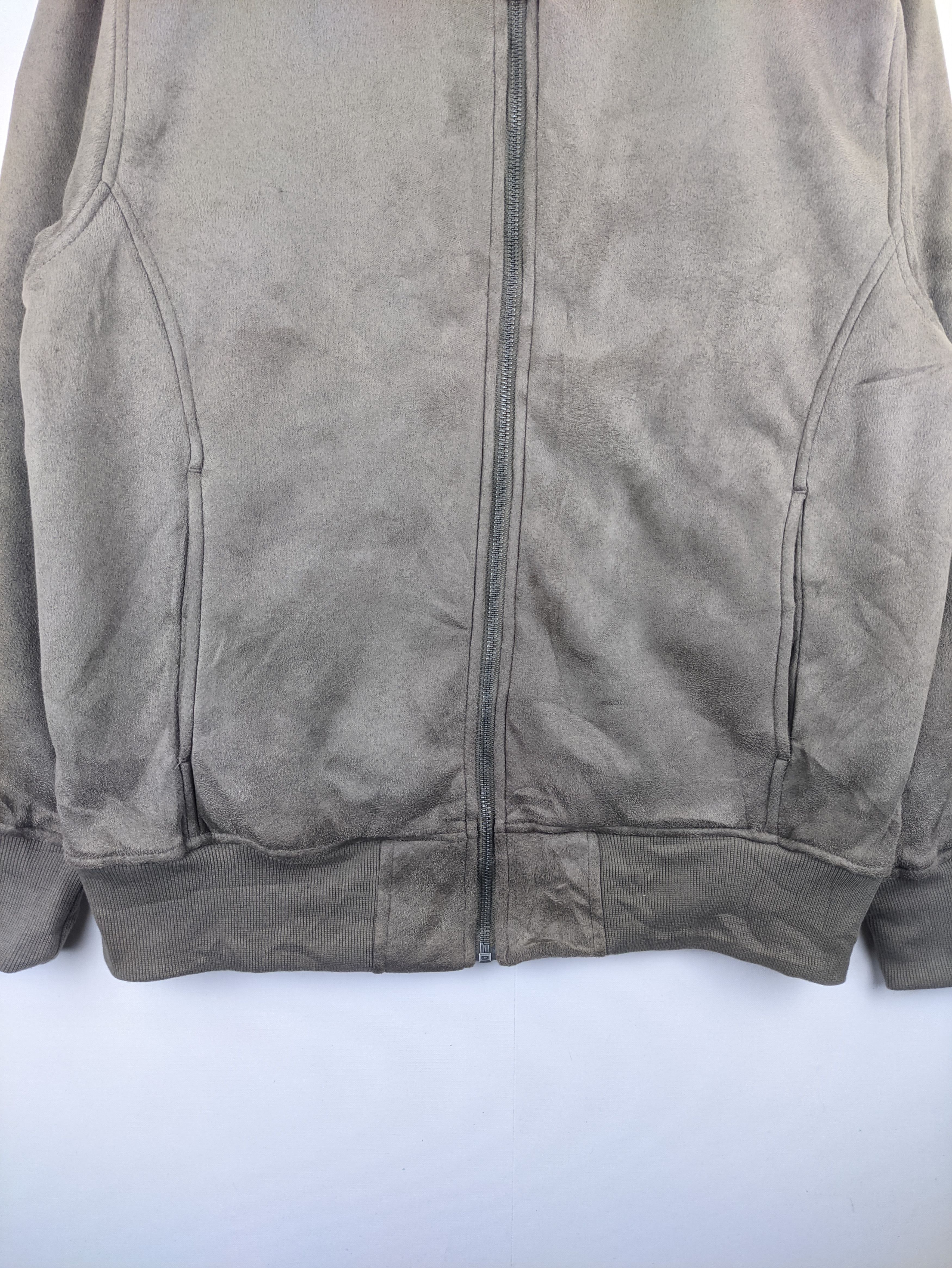 Designer × Mossimo Steals🔥Velvet Jacket Sherpa Inner by Mossimo Size US M / EU 48-50 / 2 - 8 Thumbnail