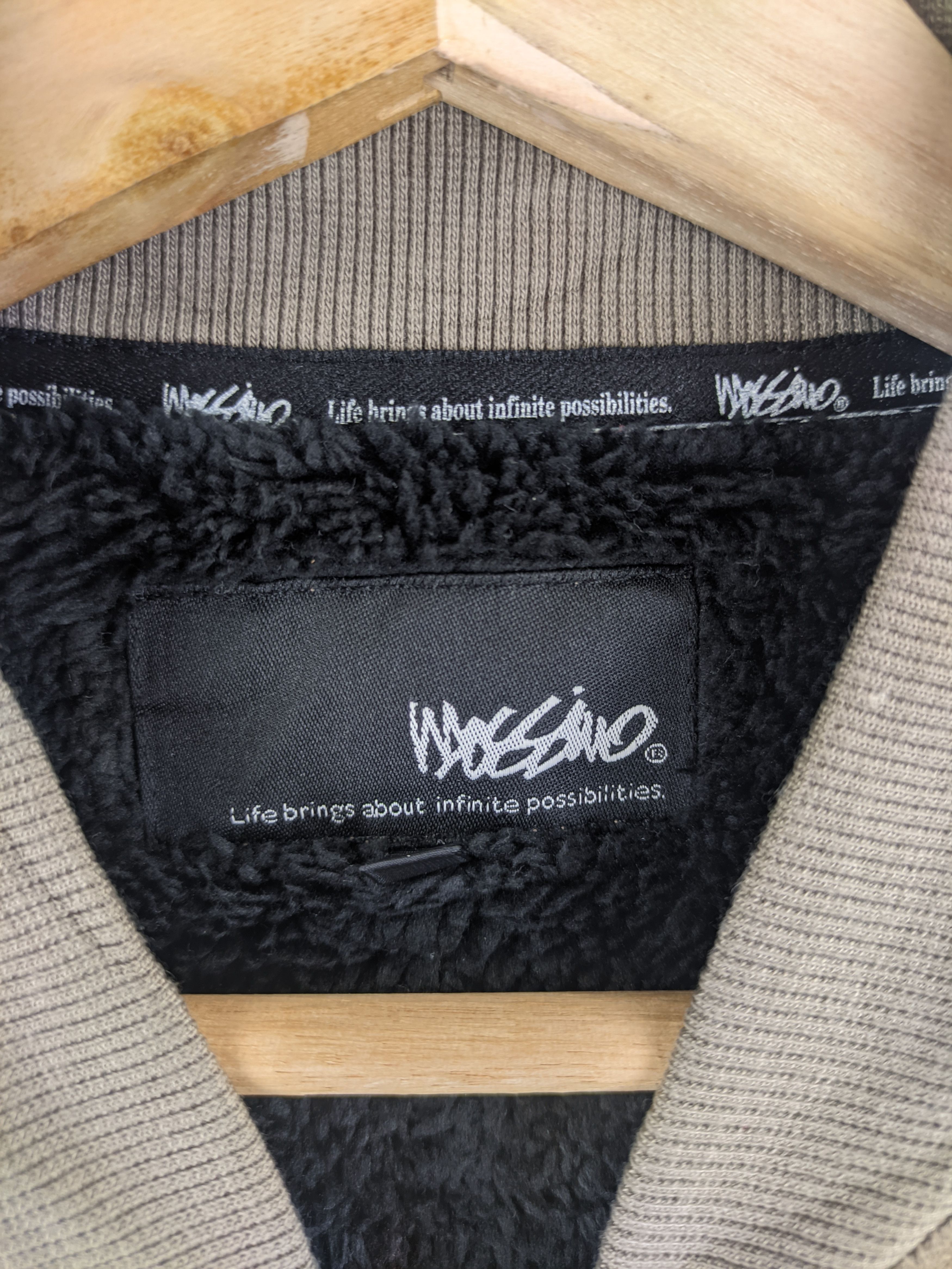 Designer × Mossimo Steals🔥Velvet Jacket Sherpa Inner by Mossimo Size US M / EU 48-50 / 2 - 3 Thumbnail