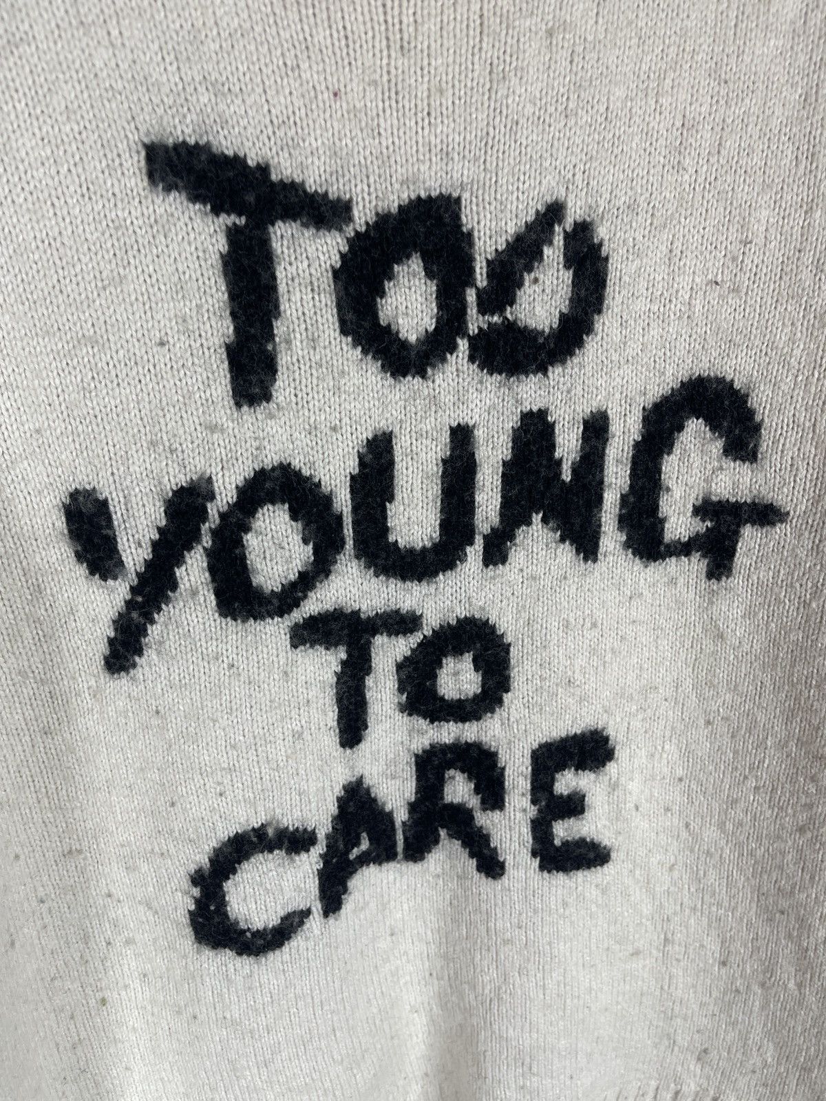 Drop Dead DropDead too young too care big logo skate sweater Size US S / EU 44-46 / 1 - 8 Thumbnail