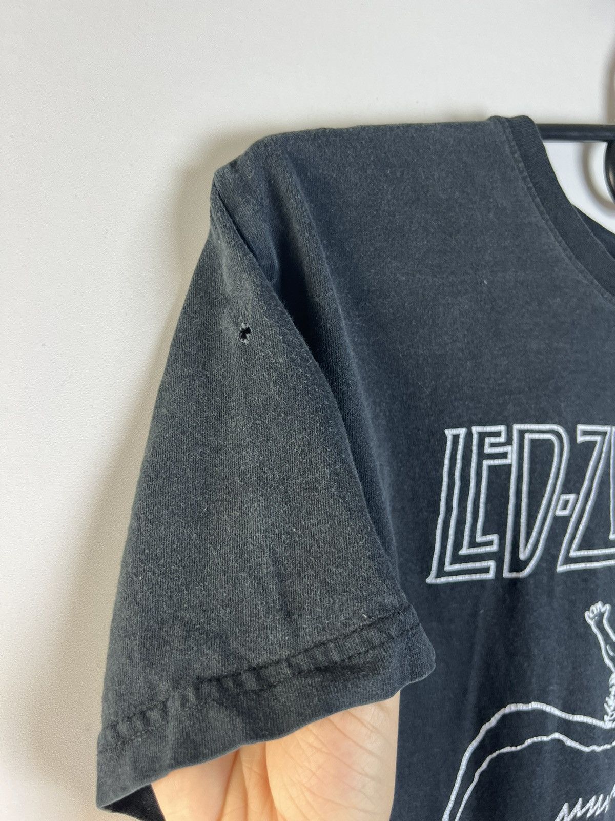 Led Zeppelin Led Zeppelin vintage t-shirt size M Size US M / EU 48-50 / 2 - 3 Thumbnail