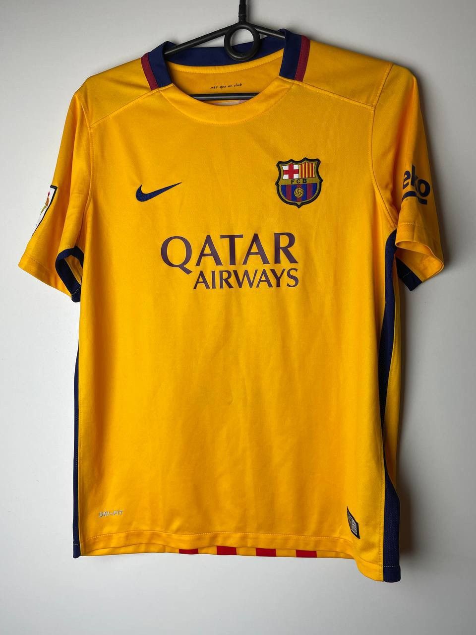 Nike Nike Barcelona vintage t-shirts size XS Size US S / EU 44-46 / 1 - 1 Thumbnail