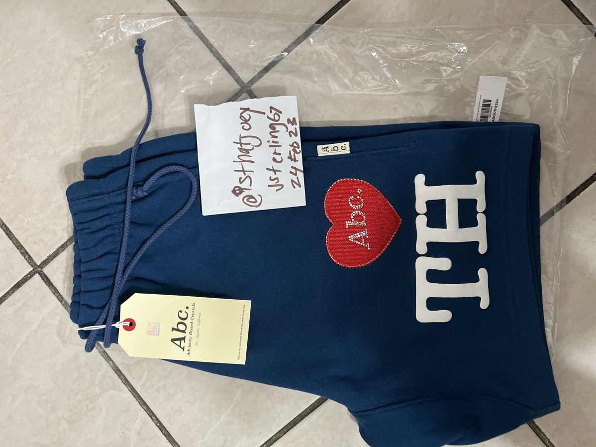 Advisory Board Crystals × Kith Kith x Advisory Board Crystals I love Kith Shorts sz M Size US 34 / EU 50 - 2 Thumbnail