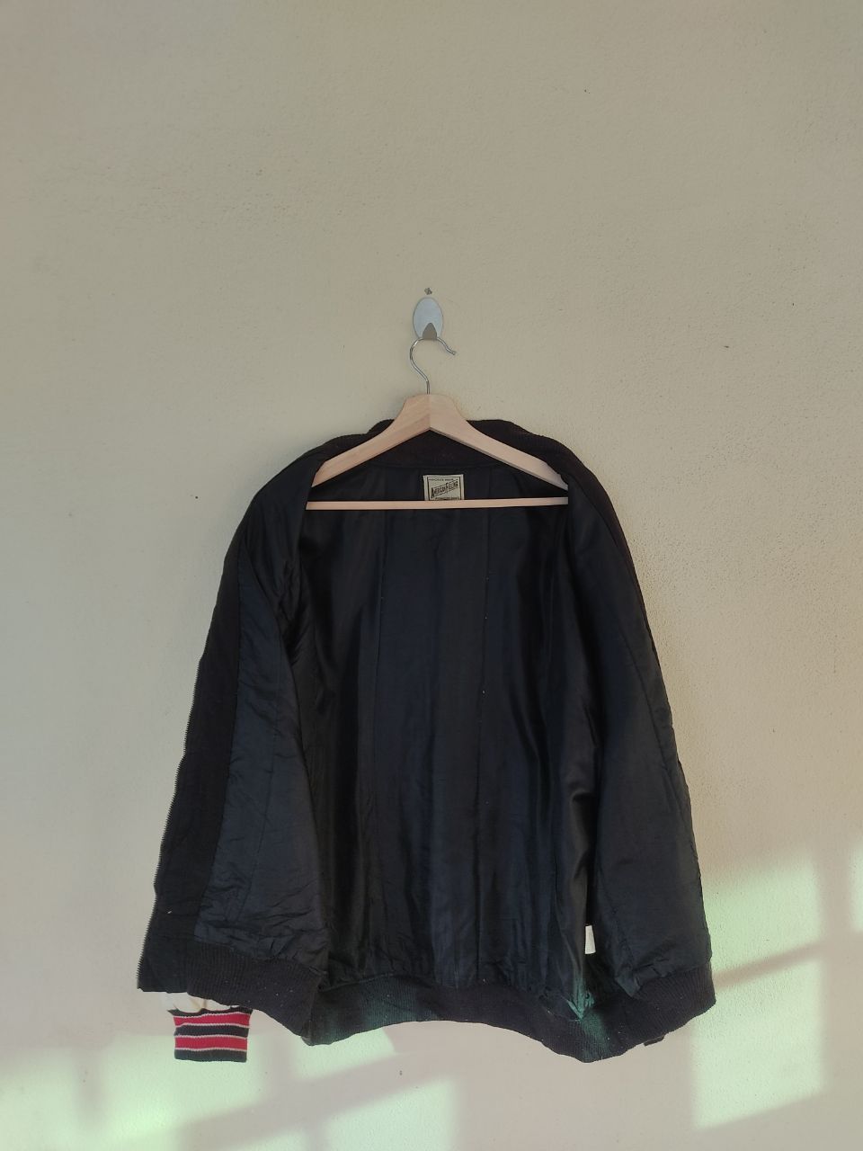 Vintage Columbus Eaststreet Varsity Size US L / EU 52-54 / 3 - 6 Thumbnail