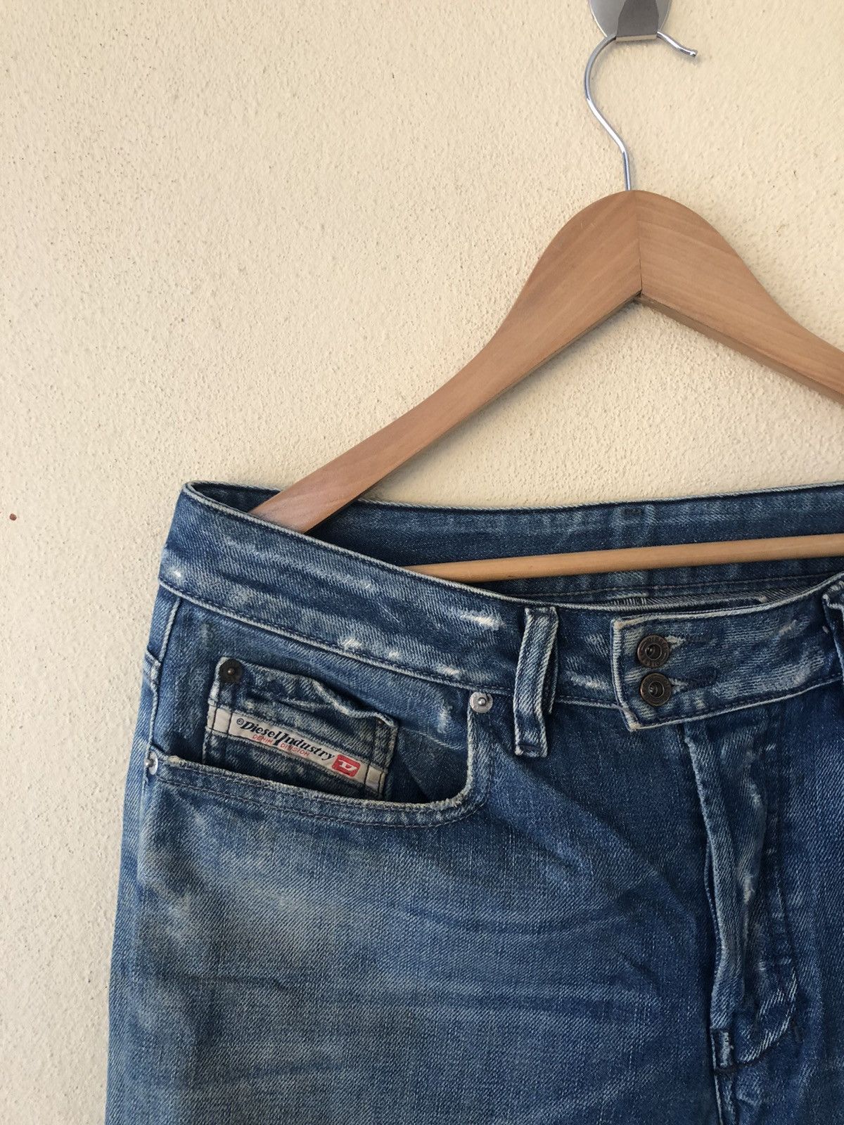 Diesel DIESEL MADE IN ITALY DISSTRESSED DENIM Size US 33 - 5 Thumbnail