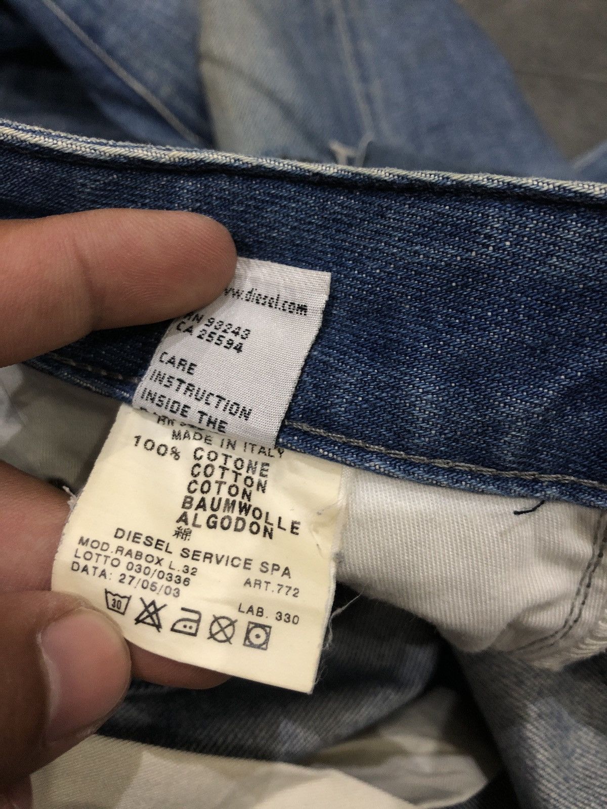 Diesel DIESEL MADE IN ITALY DISSTRESSED DENIM Size US 33 - 15 Thumbnail