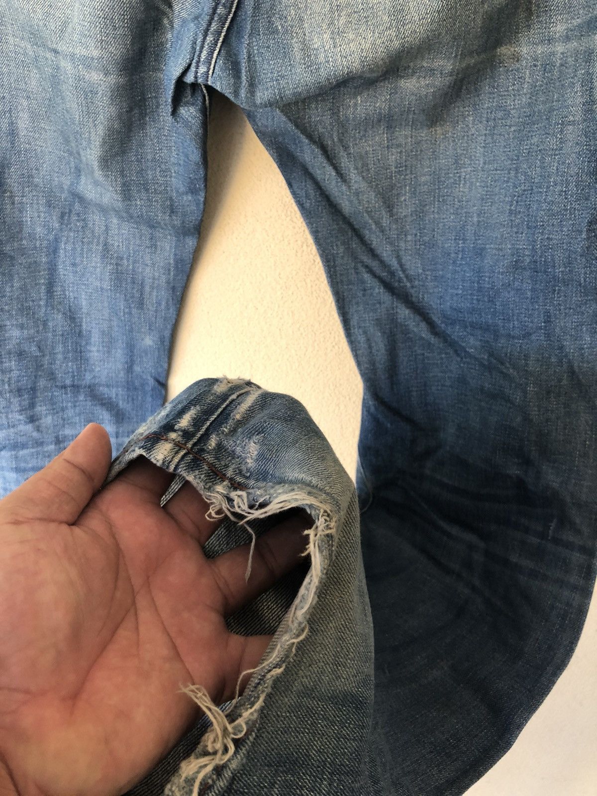 Diesel DIESEL MADE IN ITALY DISSTRESSED DENIM Size US 33 - 13 Thumbnail