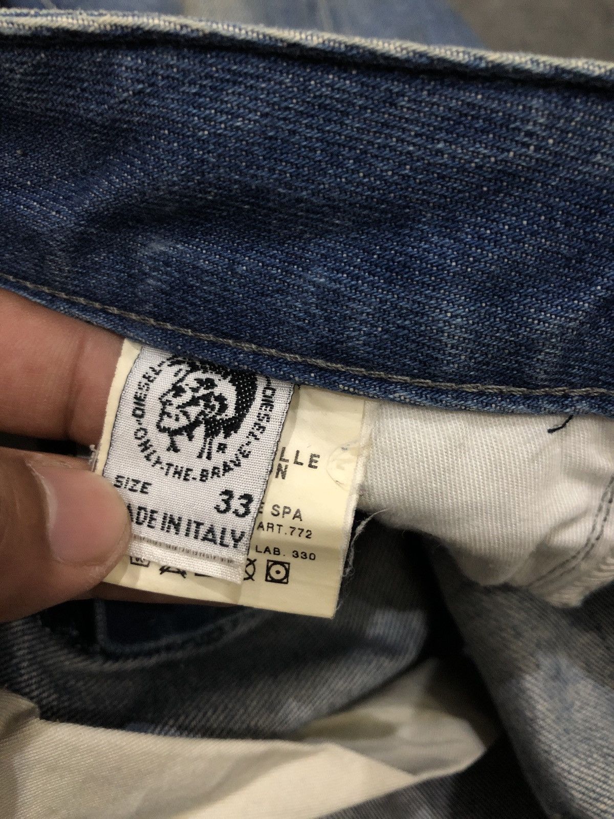 Diesel DIESEL MADE IN ITALY DISSTRESSED DENIM Size US 33 - 14 Thumbnail