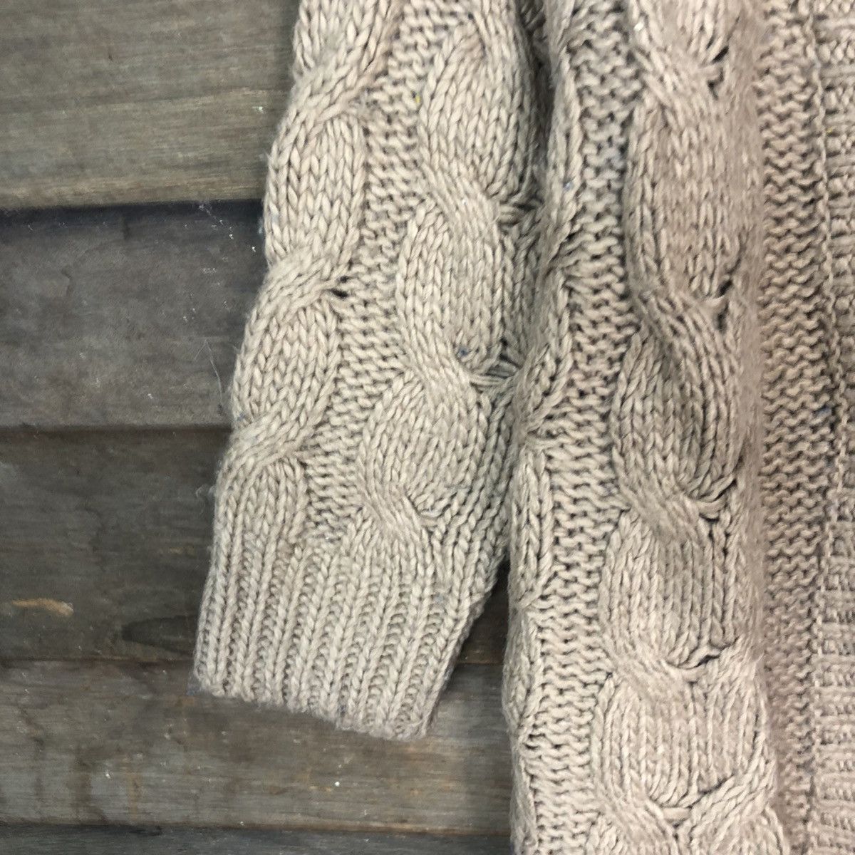 Aran Isles Knitwear D Gu Japan Brown cardigan cable Knitwear #c1180 Size US S / EU 44-46 / 1 - 6 Thumbnail