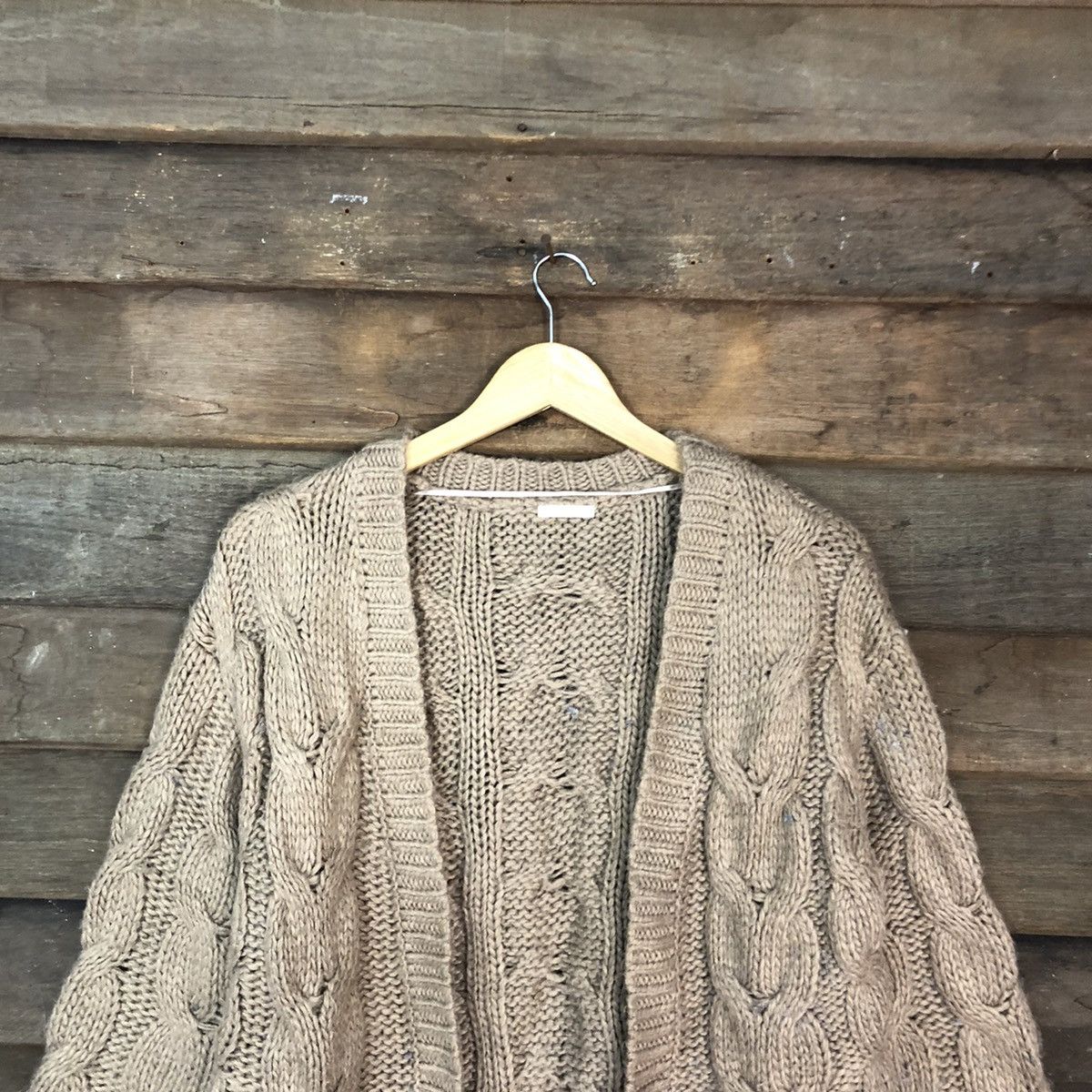 Aran Isles Knitwear D Gu Japan Brown cardigan cable Knitwear #c1180 Size US S / EU 44-46 / 1 - 9 Thumbnail