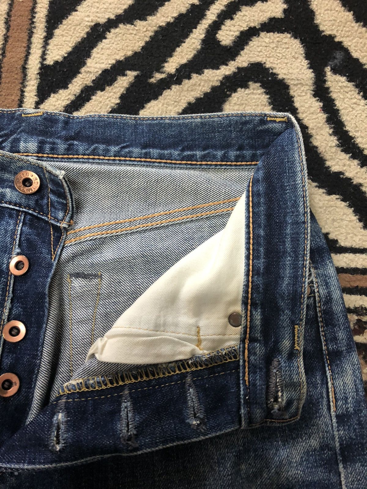 Edwin × Vintage VINTAGE SELVEDGE EDWIN 505x BLUE WASH DISTRESSED DENIM Size US 28 / EU 44 - 6 Thumbnail