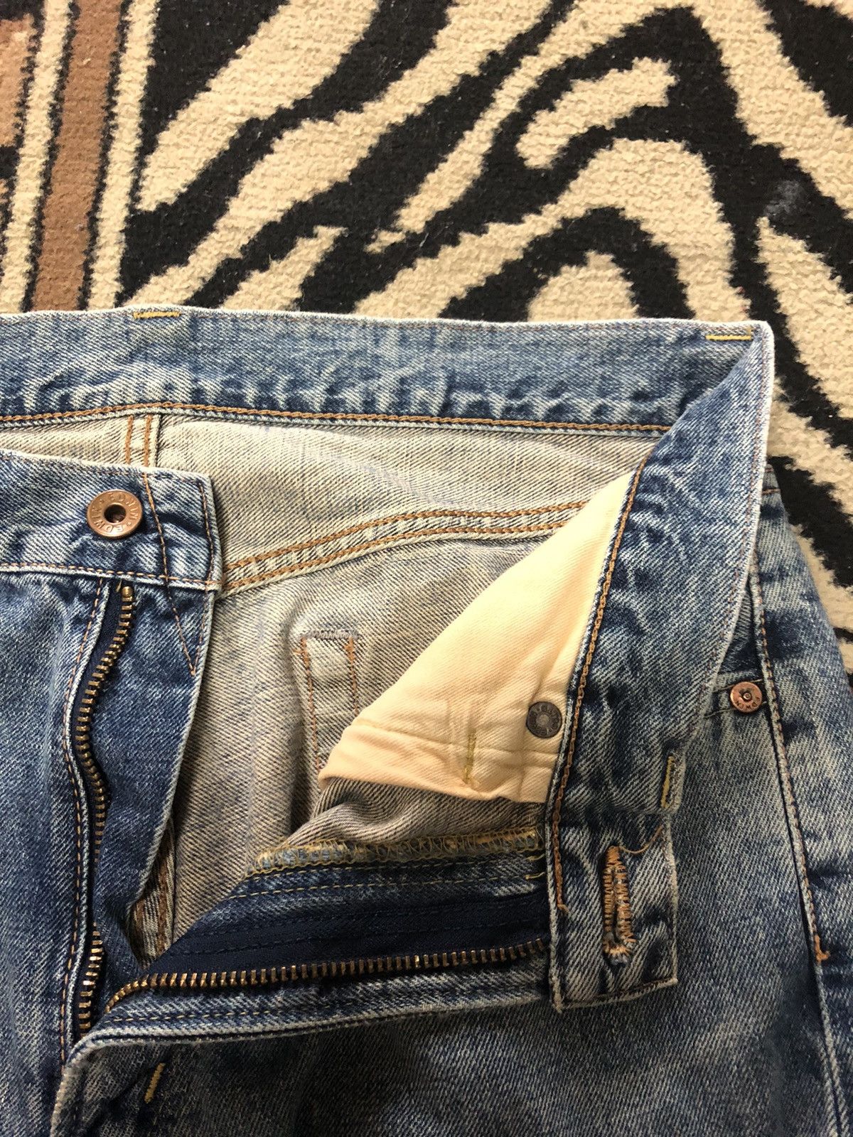 Edwin × Vintage VINTAGE SELVEDGE EDWIN 505x BLUE WASH DISTRESSED DENIM Size US 30 / EU 46 - 6 Thumbnail