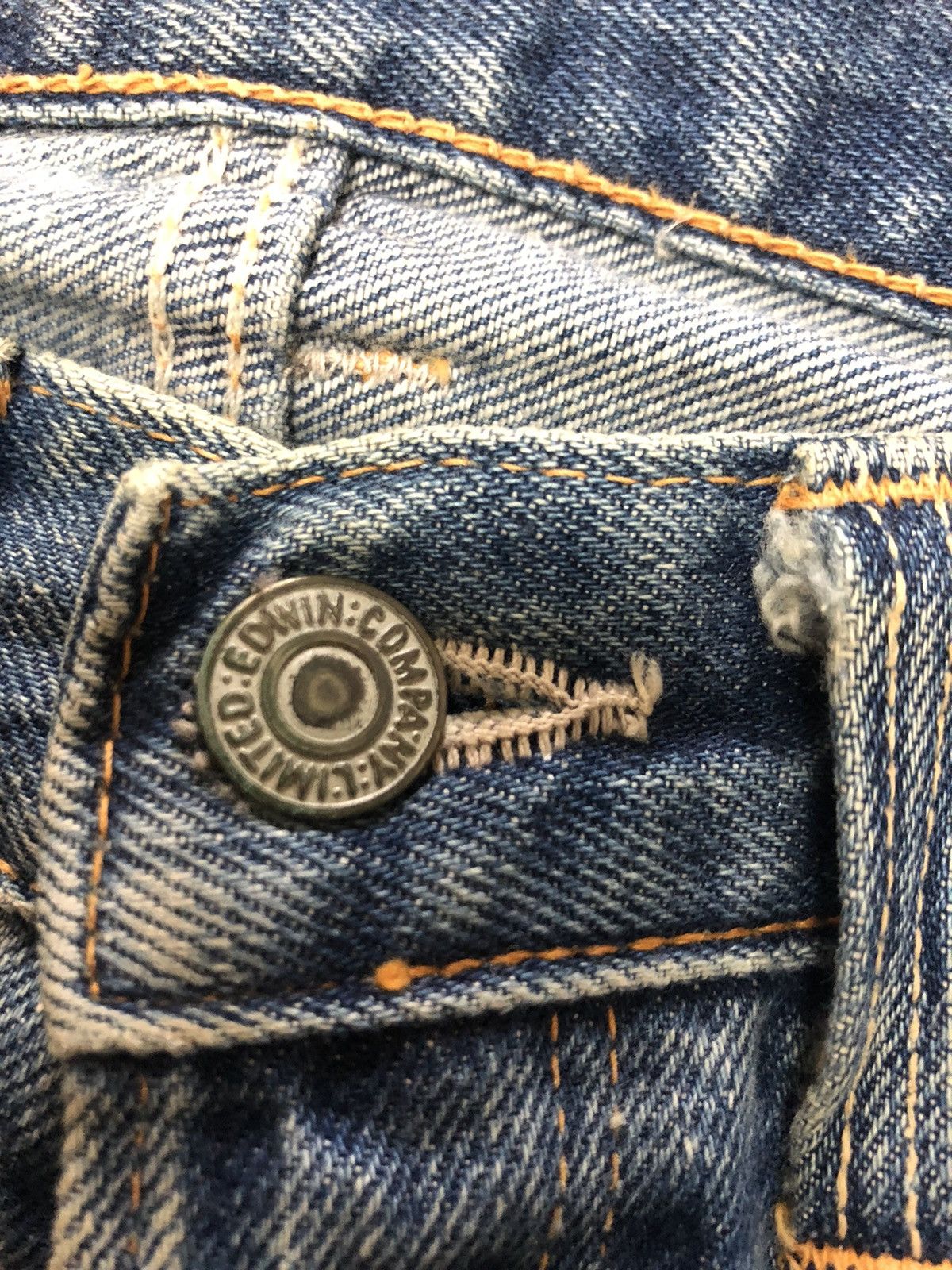 Edwin × Vintage VINTAGE SELVEDGE EDWIN 505sx BLUE WASH DISTRESSED DENIM Size US 32 / EU 48 - 5 Thumbnail