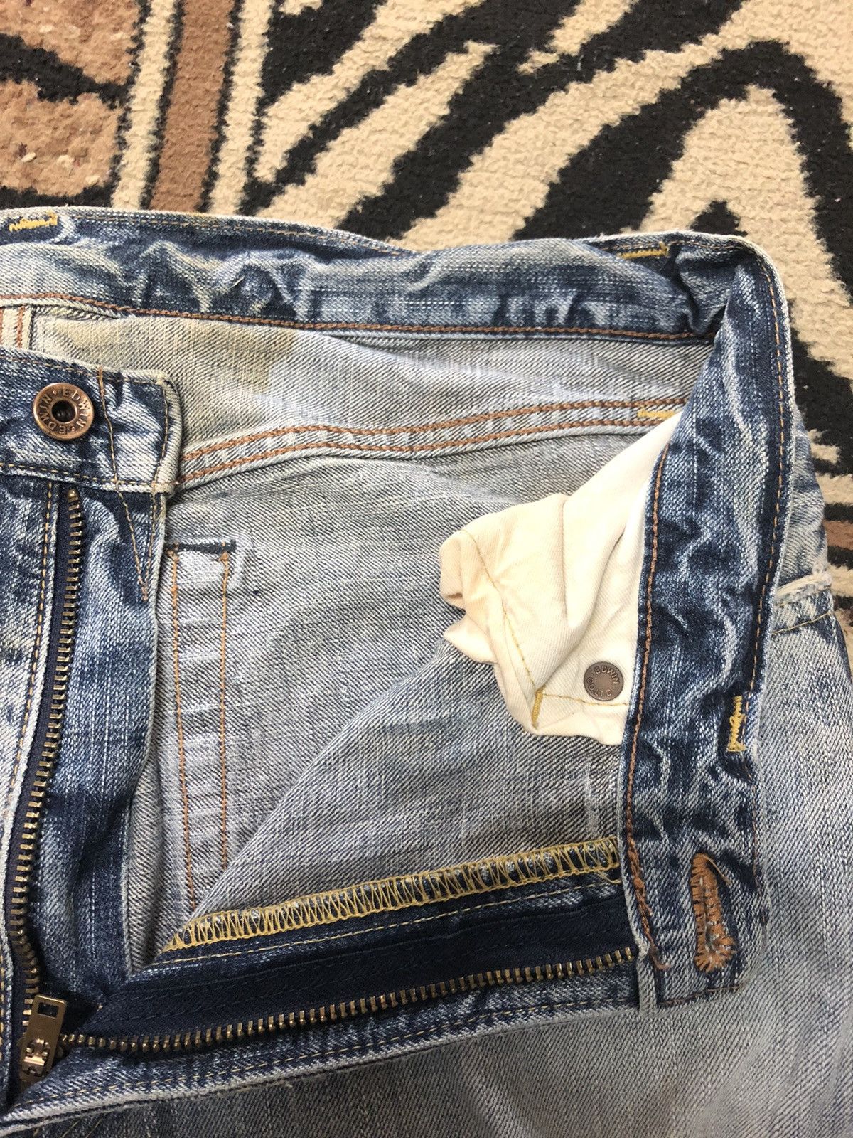 Edwin × Vintage VINTAGE SELVEDGE EDWIN 505zx BLUE WASH DISTRESSED DENIM Size US 33 - 6 Thumbnail