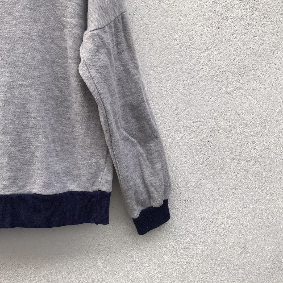 Nike × Vintage Vintage 80s Nike Swoosh 2 tone Sweatshirt Size US L / EU 52-54 / 3 - 9 Thumbnail