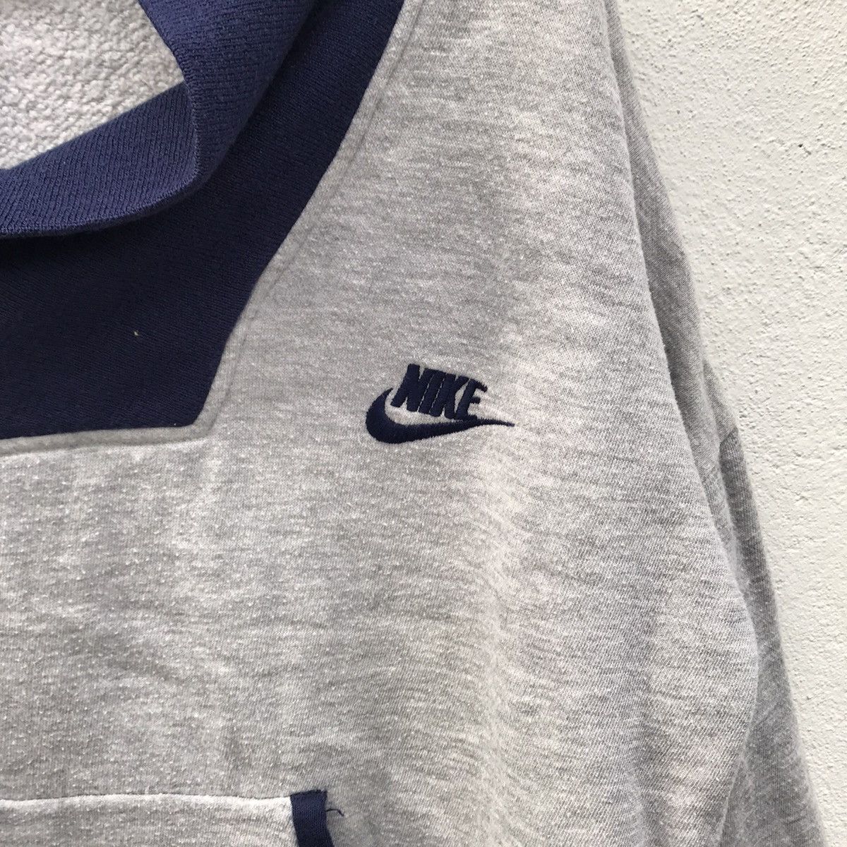 Nike × Vintage Vintage 80s Nike Swoosh 2 tone Sweatshirt Size US L / EU 52-54 / 3 - 4 Thumbnail