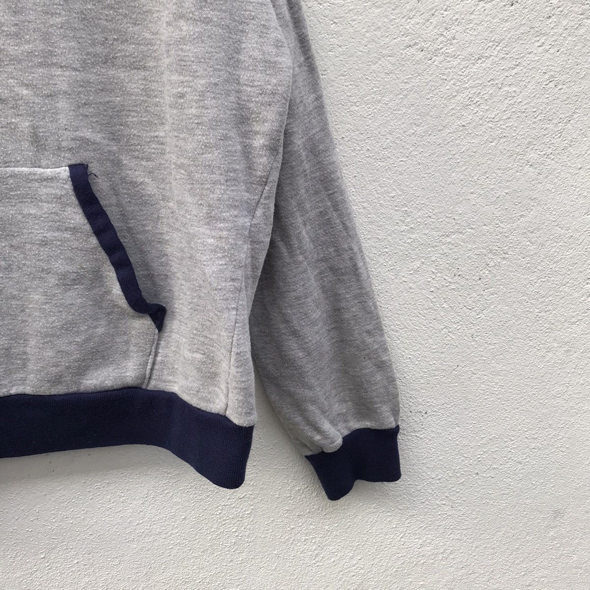 Nike × Vintage Vintage 80s Nike Swoosh 2 tone Sweatshirt Size US L / EU 52-54 / 3 - 3 Thumbnail