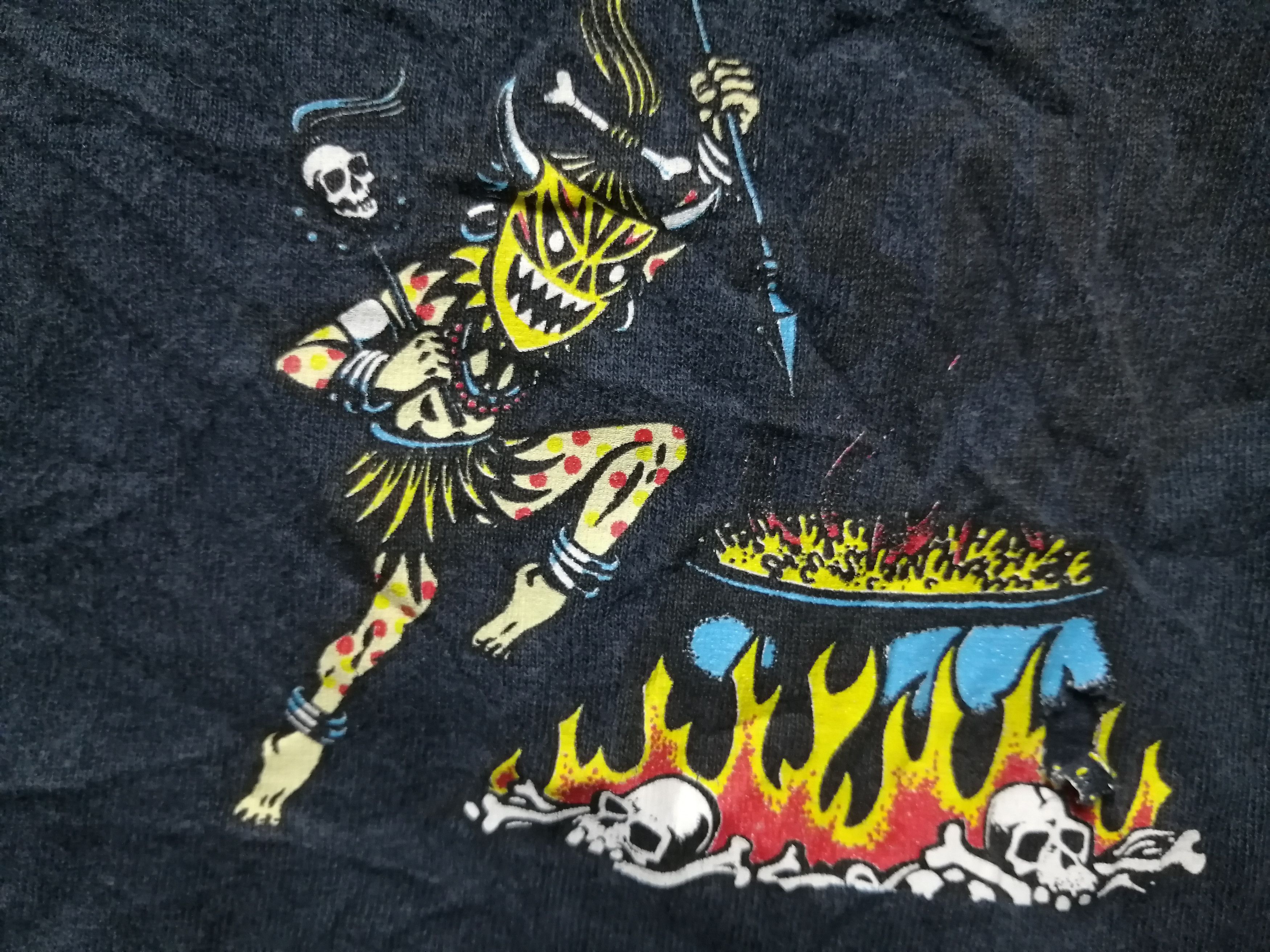 Vintage Thrashed Sun Faded Santa Cruz Distressed very rare Size US M / EU 48-50 / 2 - 4 Thumbnail