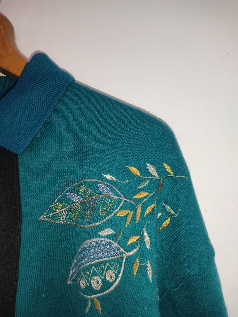 Japanese Brand × Vintage Black Bass Two Tone Sweatshirt Vintage Size US L / EU 52-54 / 3 - 3 Thumbnail