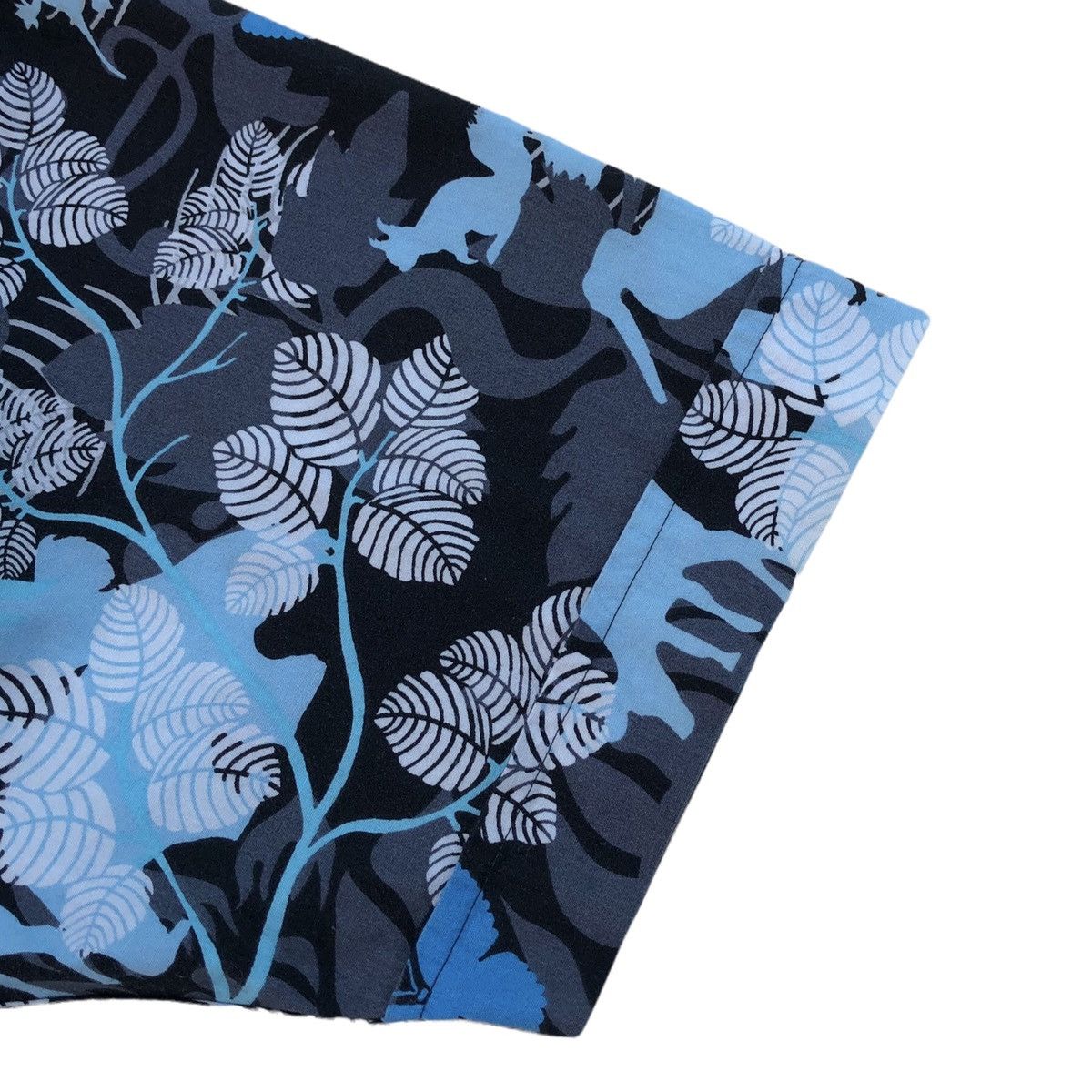 Burberry Burberry Black Label Floral Fauna Short Sleeves Shirt Size US M / EU 48-50 / 2 - 8 Thumbnail