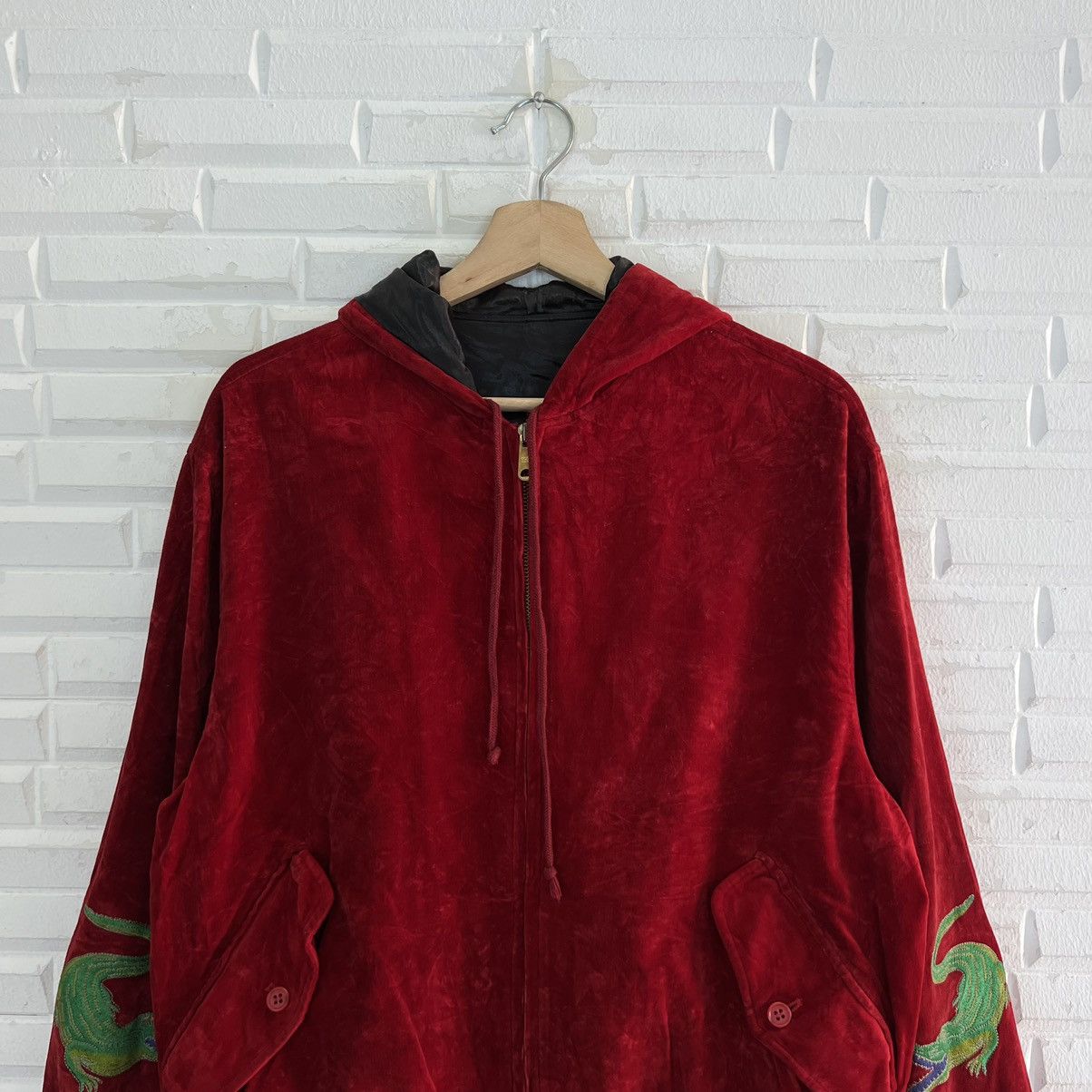 Japanese Brand VINTAGE MR SHINJI VELVET JACKET CROCODILE EMBROIDERY LOGO Size US M / EU 48-50 / 2 - 4 Thumbnail