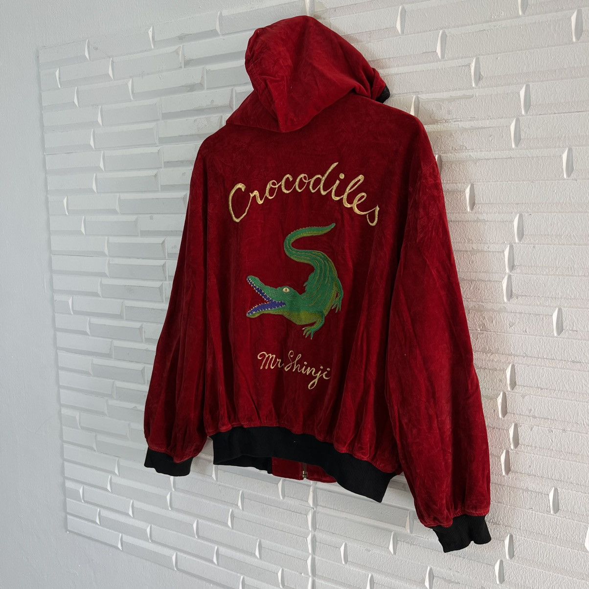 Japanese Brand VINTAGE MR SHINJI VELVET JACKET CROCODILE EMBROIDERY LOGO Size US M / EU 48-50 / 2 - 7 Thumbnail