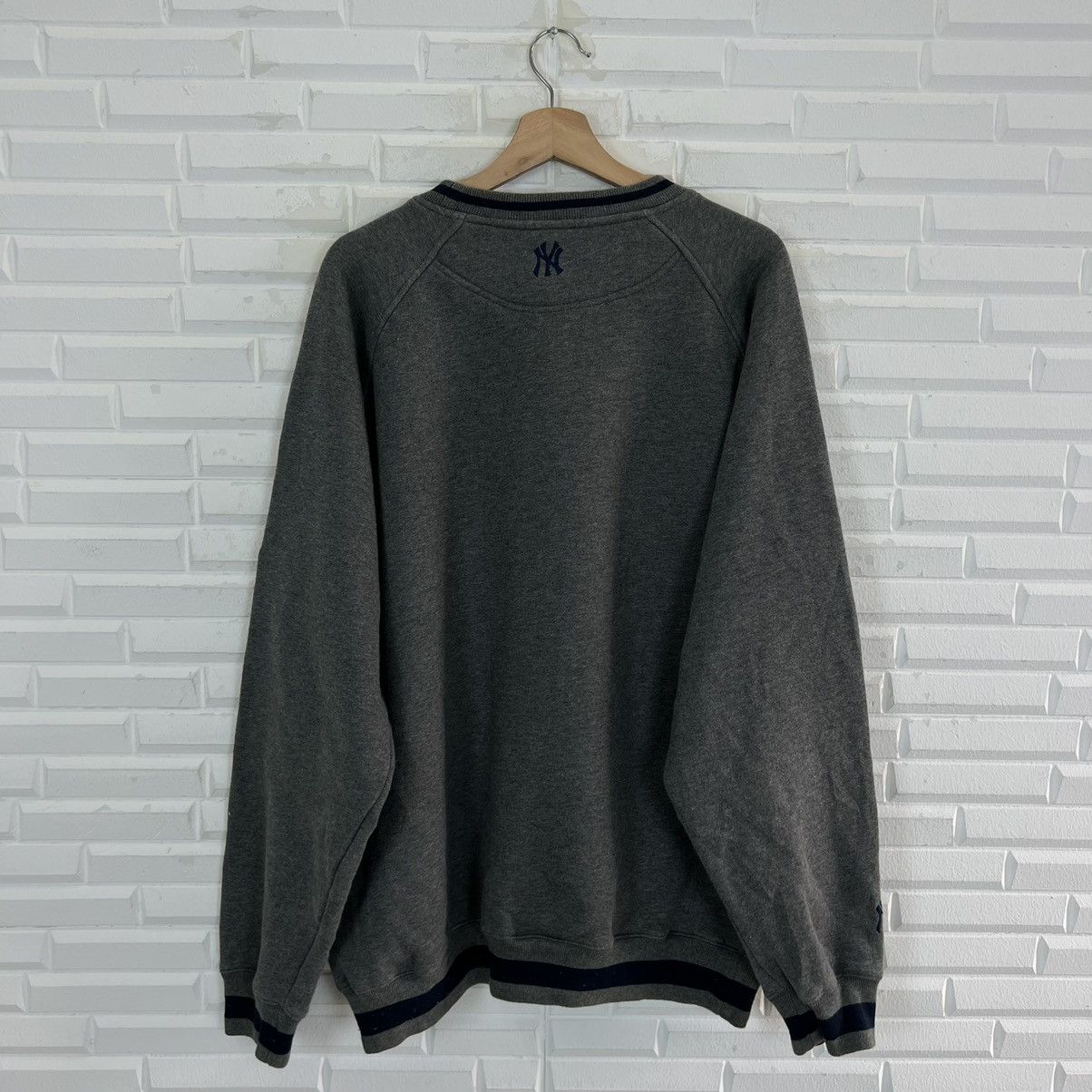 Japanese Brand VINTAGE MAJESTIC MLB NEW YORK BIG LOGO CREWNECK SWEATSHIRT Size US XL / EU 56 / 4 - 9 Thumbnail