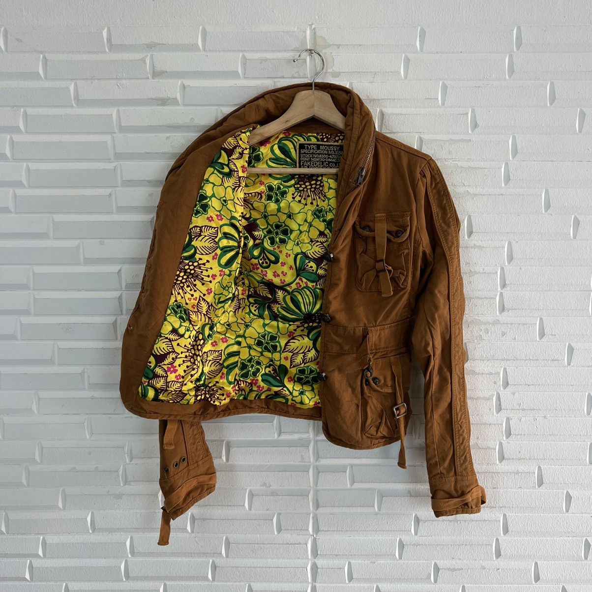 Japanese Brand VINTAGE CROPPED BIKER PARACHUTE BONDAGE JACKET Size US S / EU 44-46 / 1 - 13 Thumbnail