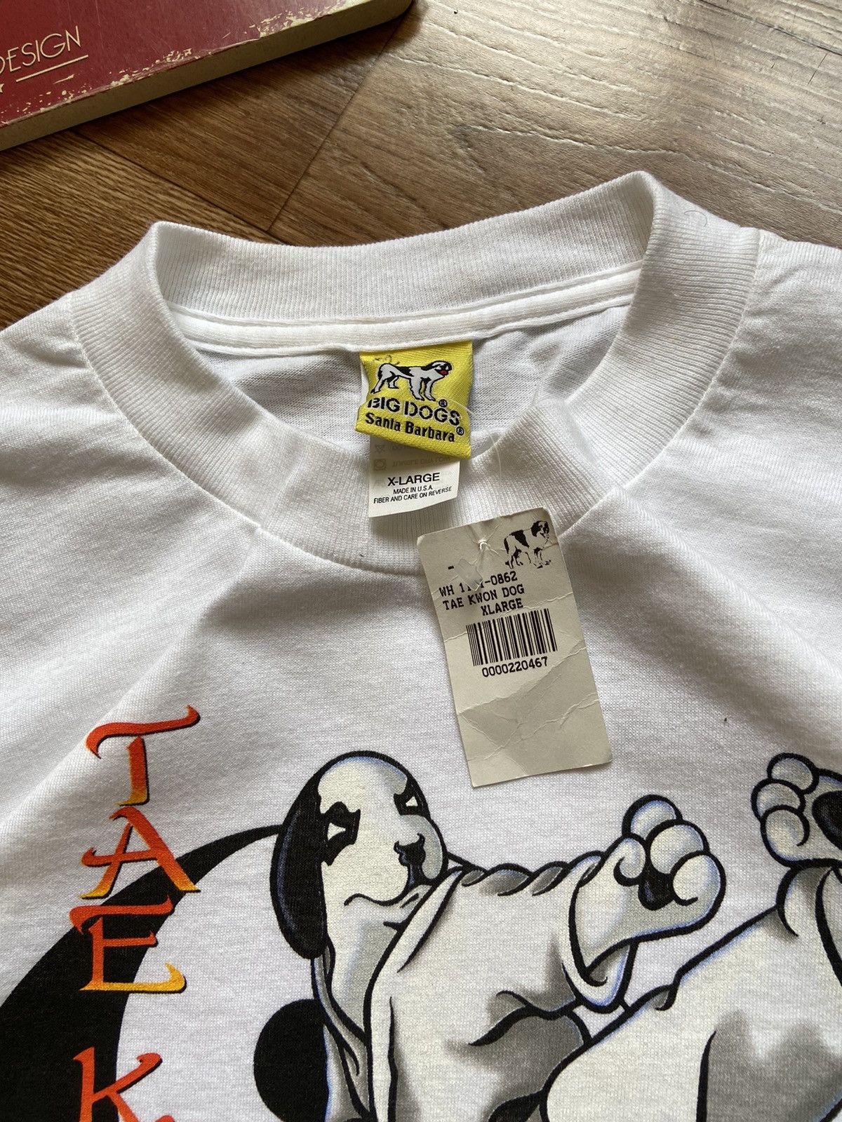 Vintage Vintage Big Dogs "Tae Kwon Dog" Santa Barbara Humor T Shirt Size US XL / EU 56 / 4 - 5 Thumbnail