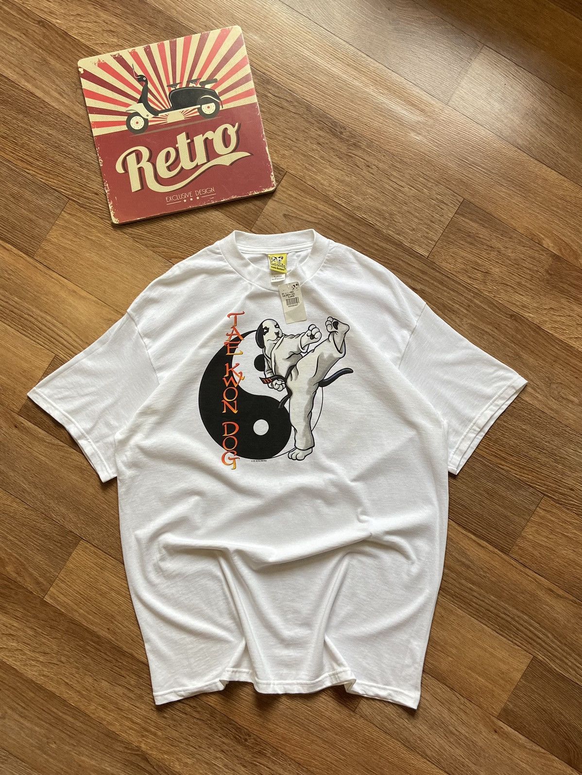 Vintage Vintage Big Dogs "Tae Kwon Dog" Santa Barbara Humor T Shirt Size US XL / EU 56 / 4 - 2 Thumbnail
