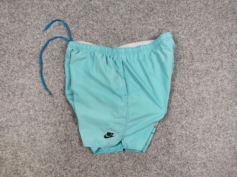 Nike Vintage 90's Nike Big Logo Swoosh Nylon Shorts Casual Size US 34 / EU 50 - 6 Thumbnail