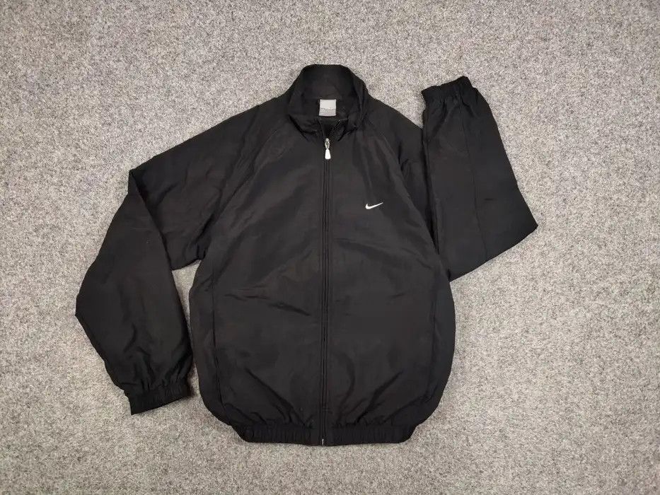 Nike Vintage 90's Nike Swoosh nylon Lightweight Track Jacket Size US M / EU 48-50 / 2 - 8 Thumbnail