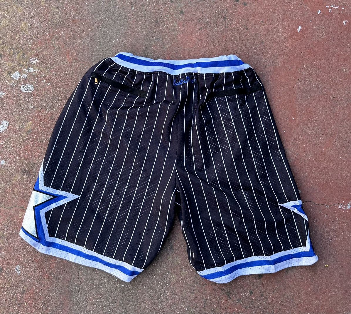 Just Don × Vintage VINTAGE ORLANDO MAGIC JUST DON SHORTS Size US 36 / EU 52 - 2 Thumbnail