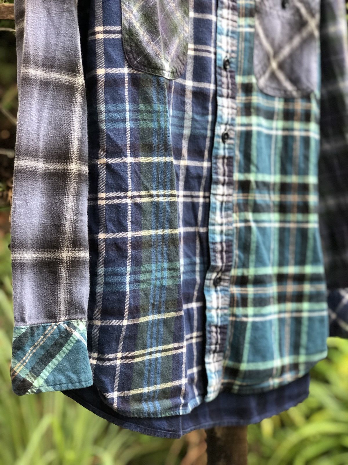 Uniqlo Uniqlo Flannel Multi Shadow Plaid Travis Scott Style Shirts Size US S / EU 44-46 / 1 - 3 Thumbnail